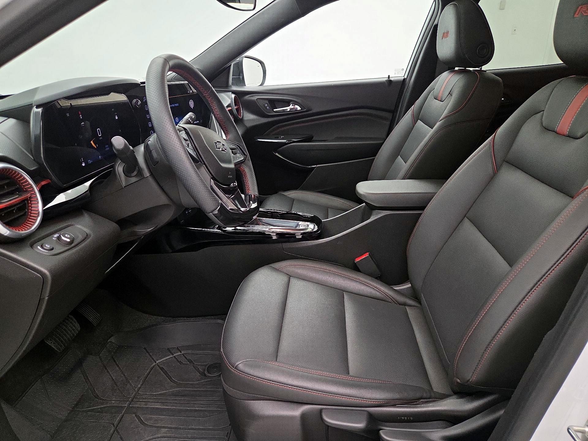 Thumbnail: 2024 Chevrolet Trax - 11