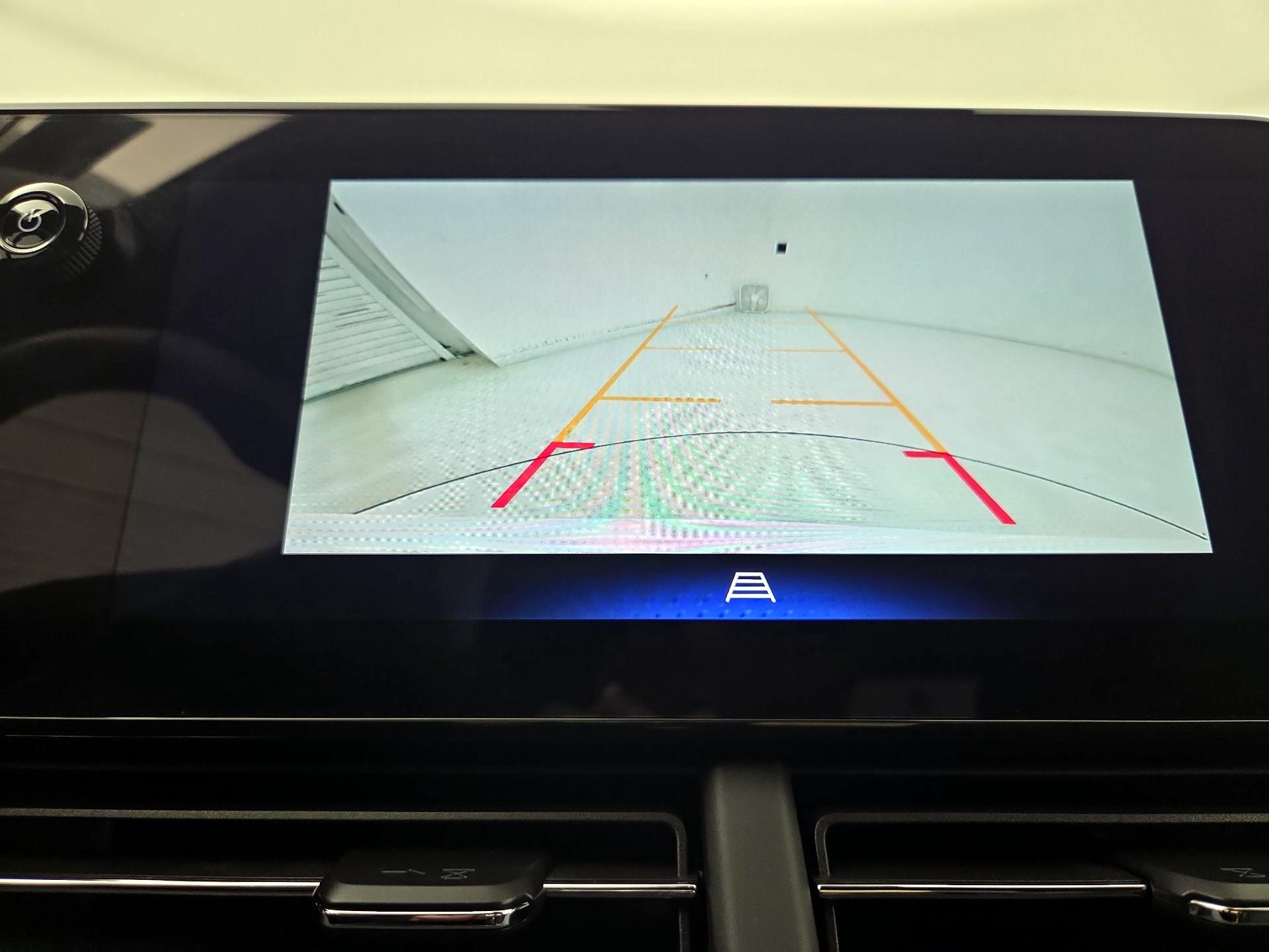 Thumbnail: 2024 Chevrolet Trax - 14