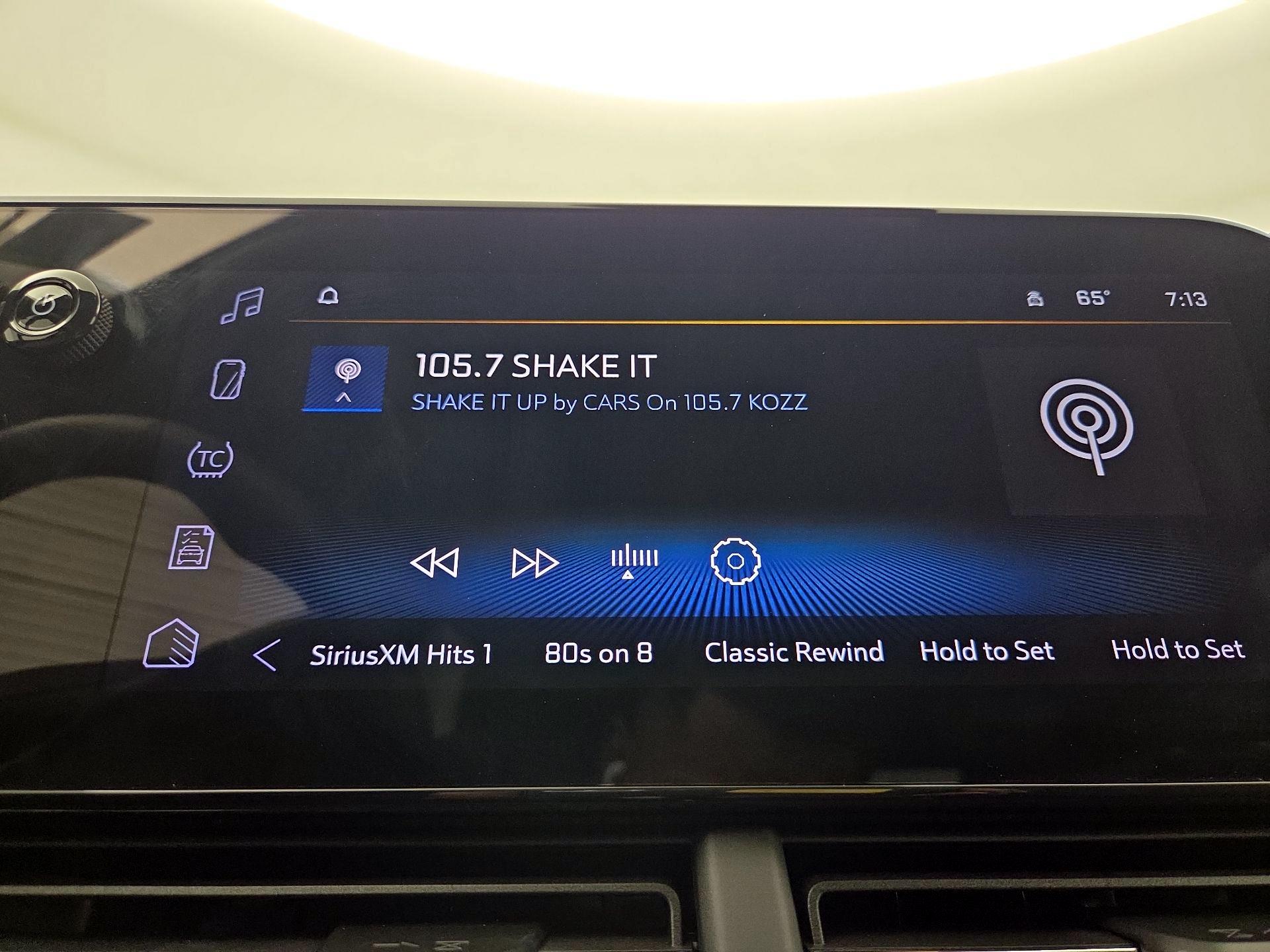 Thumbnail: 2024 Chevrolet Trax - 15