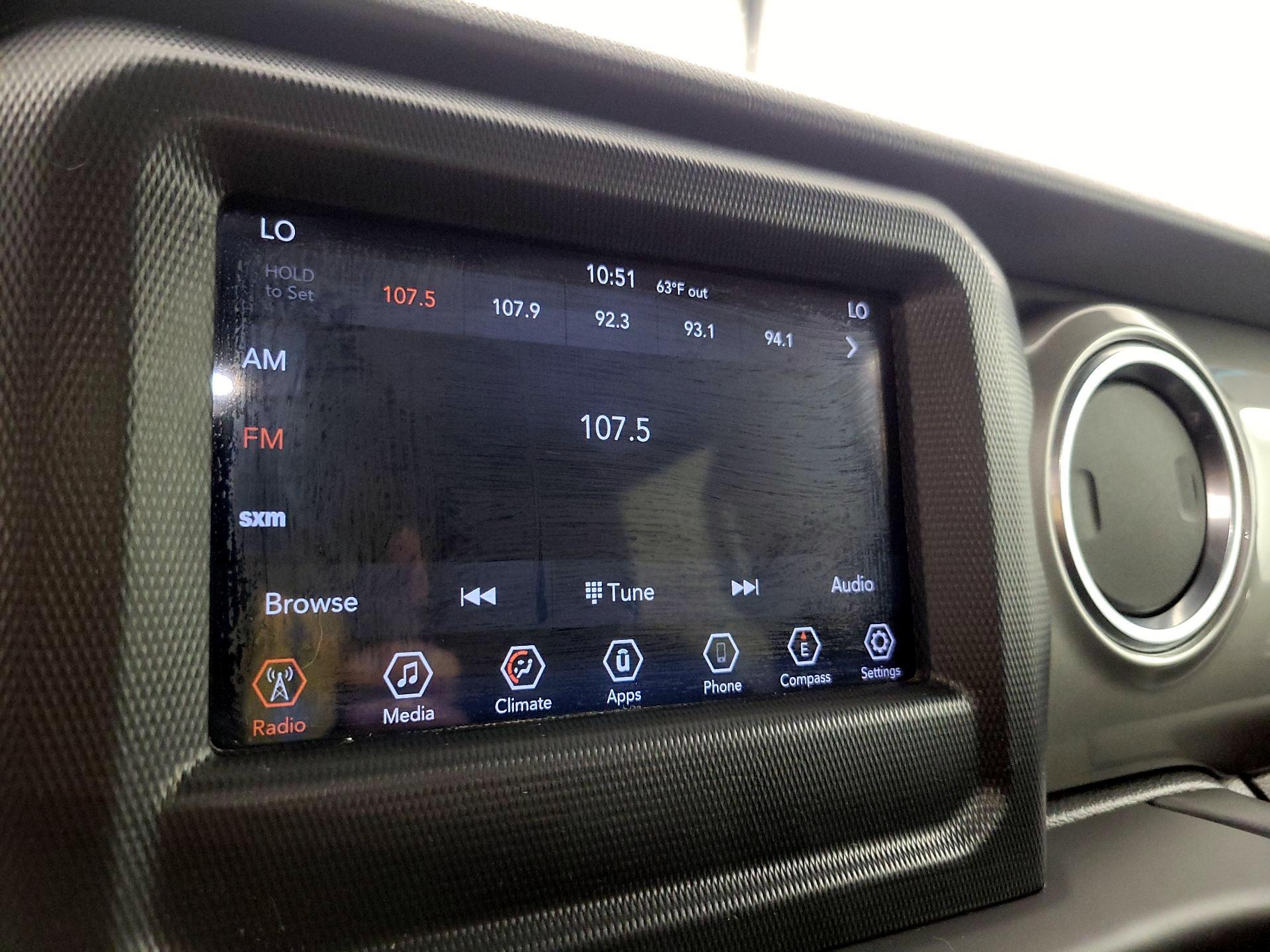 Thumbnail: 2020 Jeep Wrangler - 15