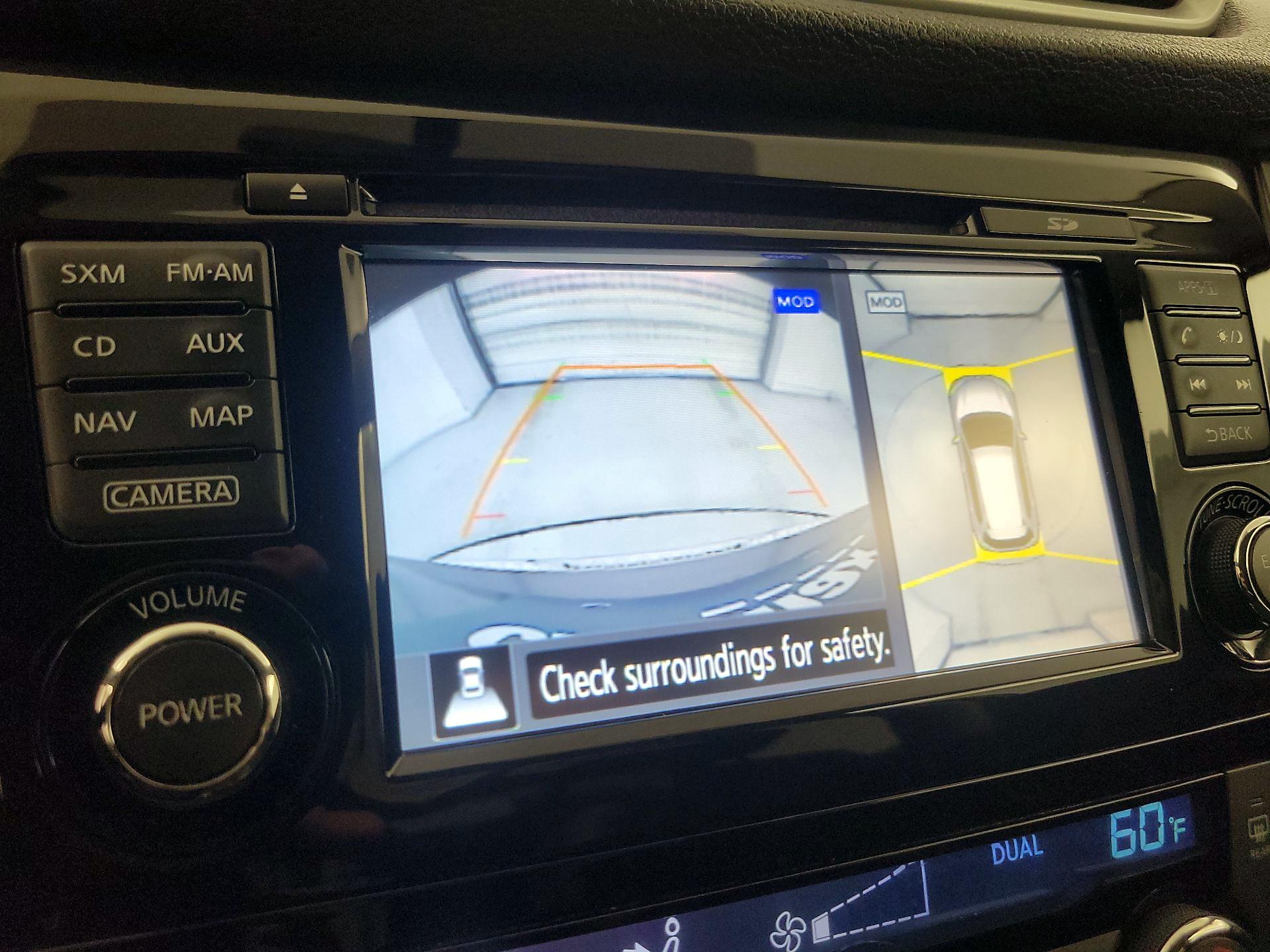 Thumbnail: 2016 Nissan Rogue - 15