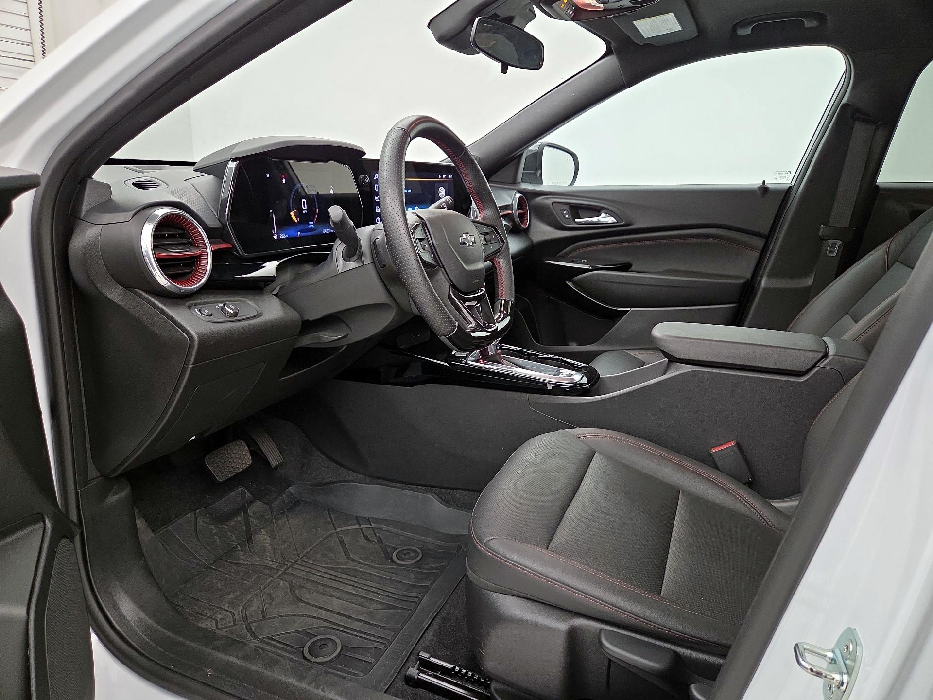 Thumbnail: 2024 Chevrolet Trax - 11