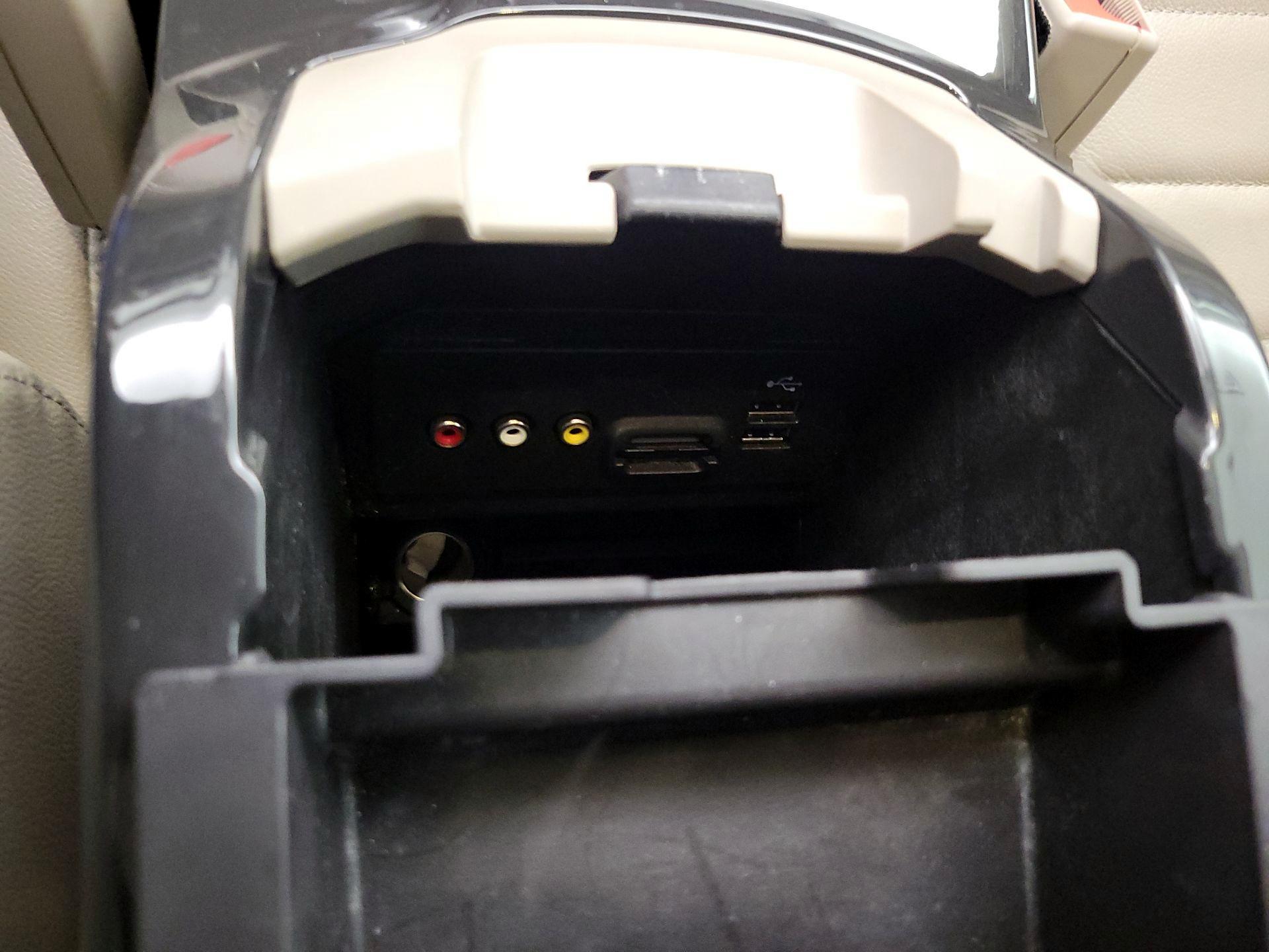 Thumbnail: 2015 Ford Escape - 18