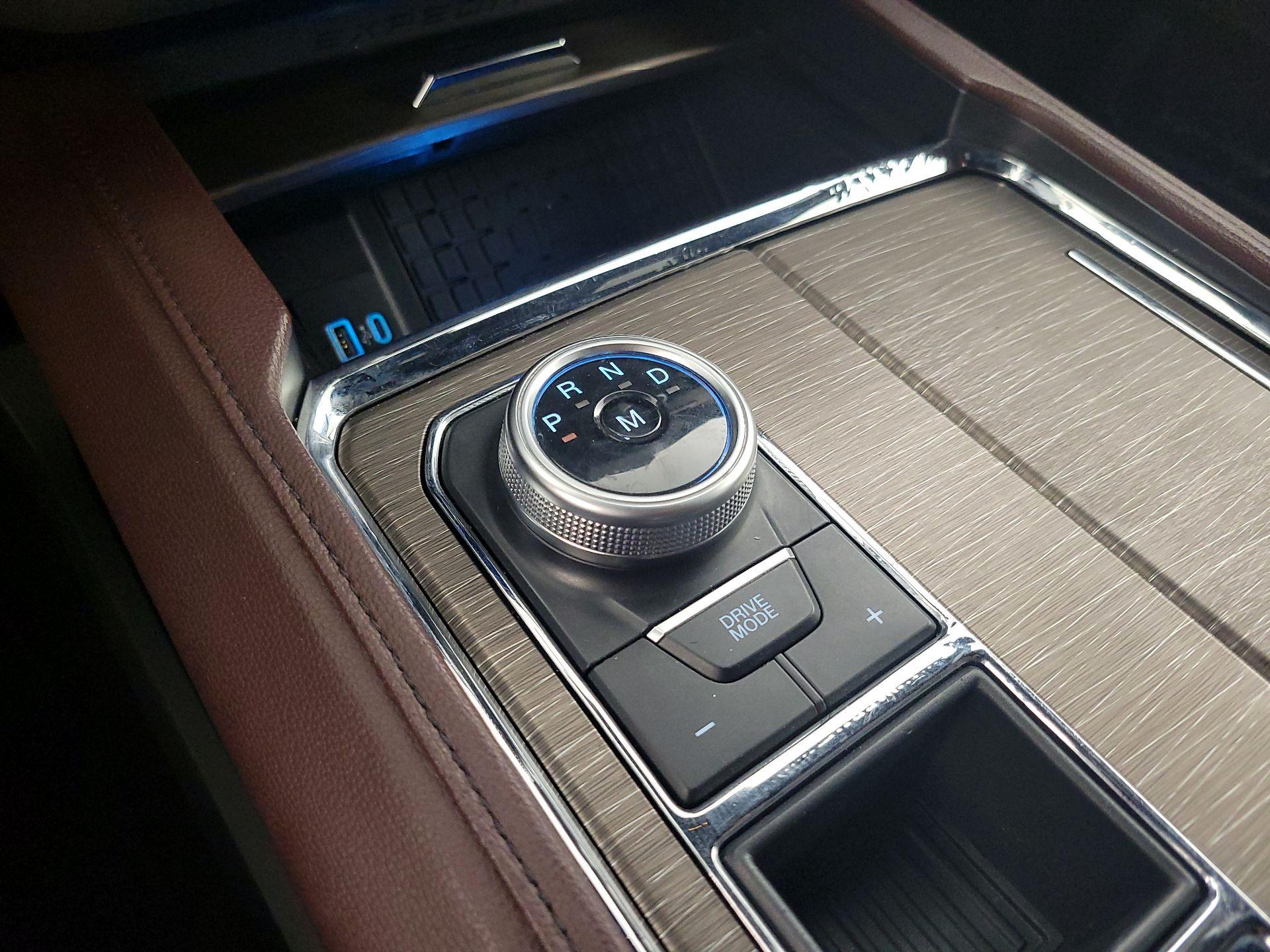 Thumbnail: 2023 Ford Expedition - 18