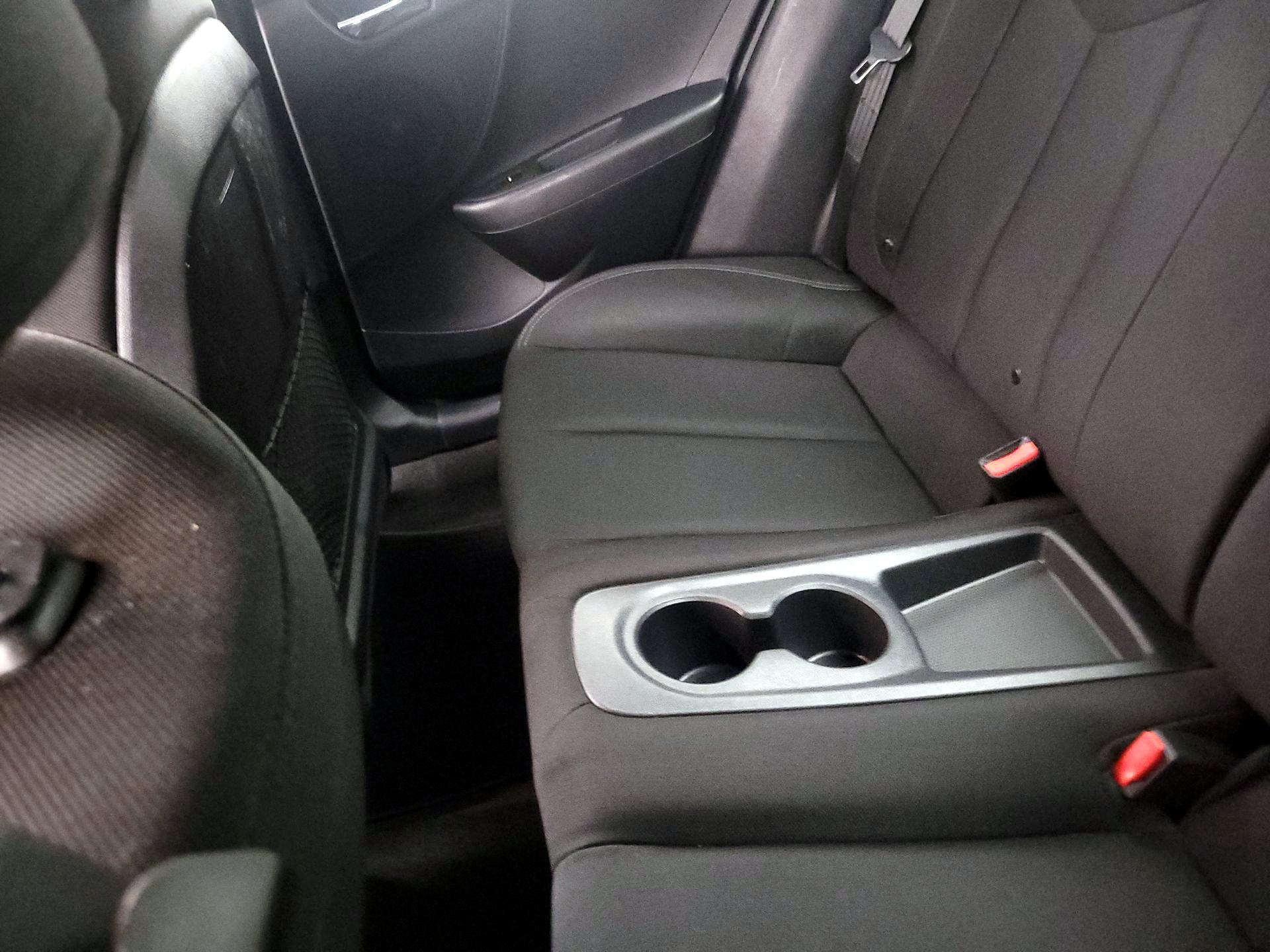 Thumbnail: 2017 Hyundai Veloster - 20