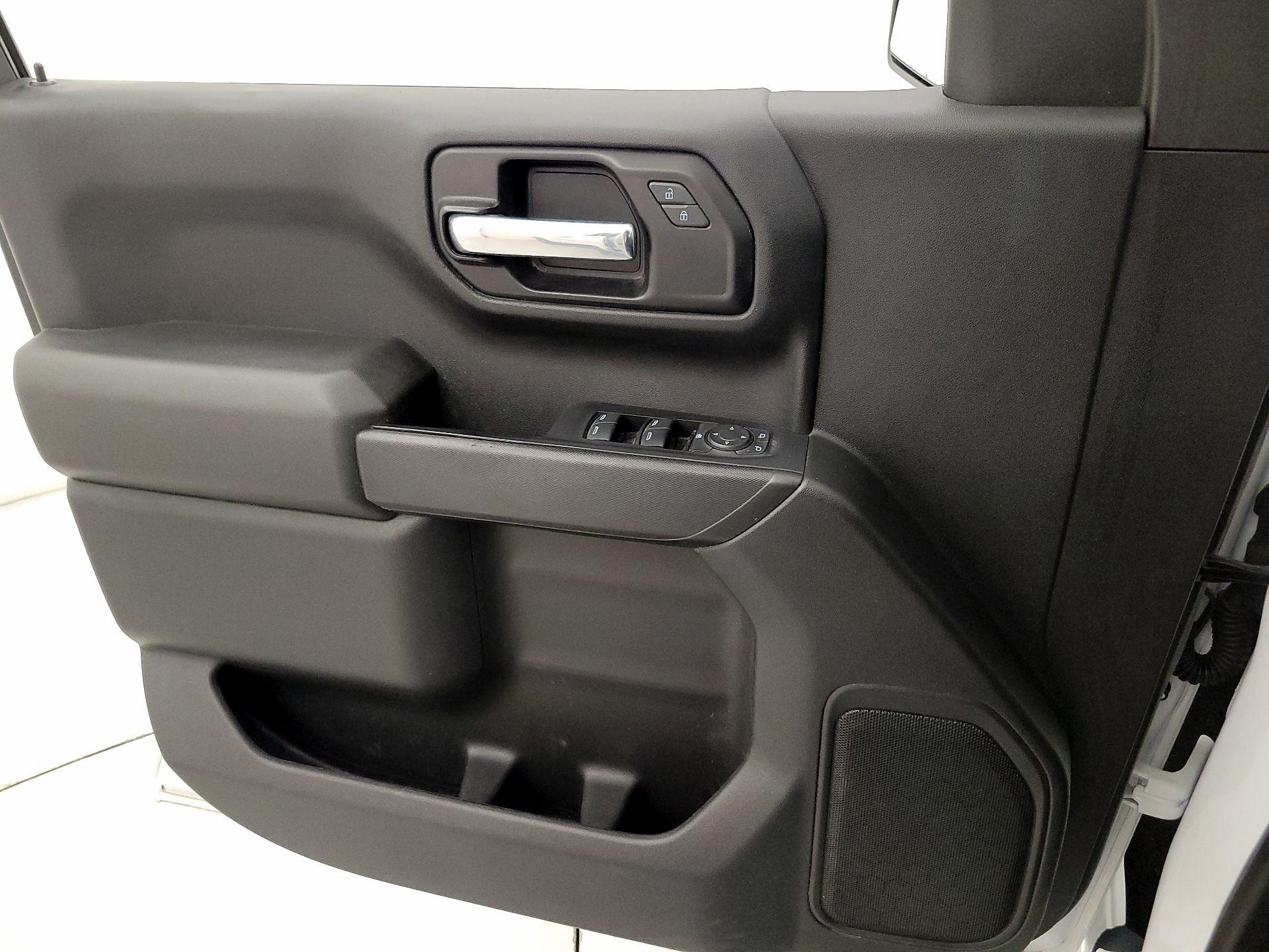 Thumbnail: 2021 Chevrolet Silverado 1500 - 12