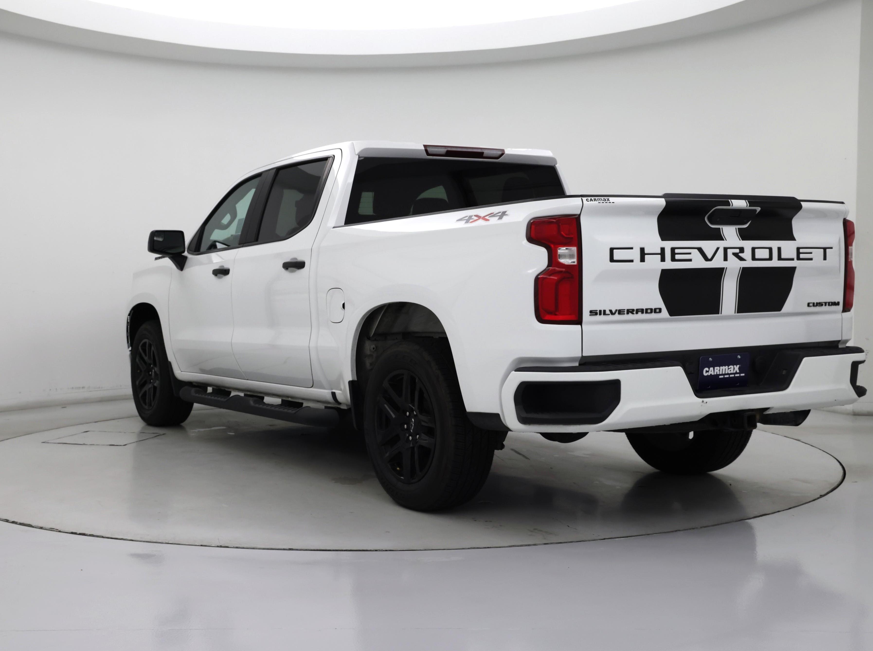 Thumbnail: 2021 Chevrolet Silverado 1500 - 2