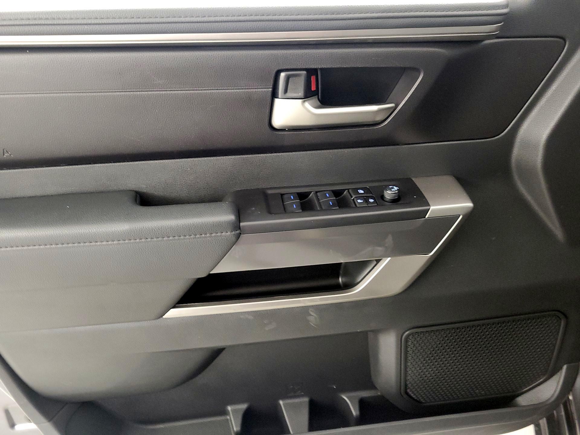 Thumbnail: 2024 Toyota Tundra - 12