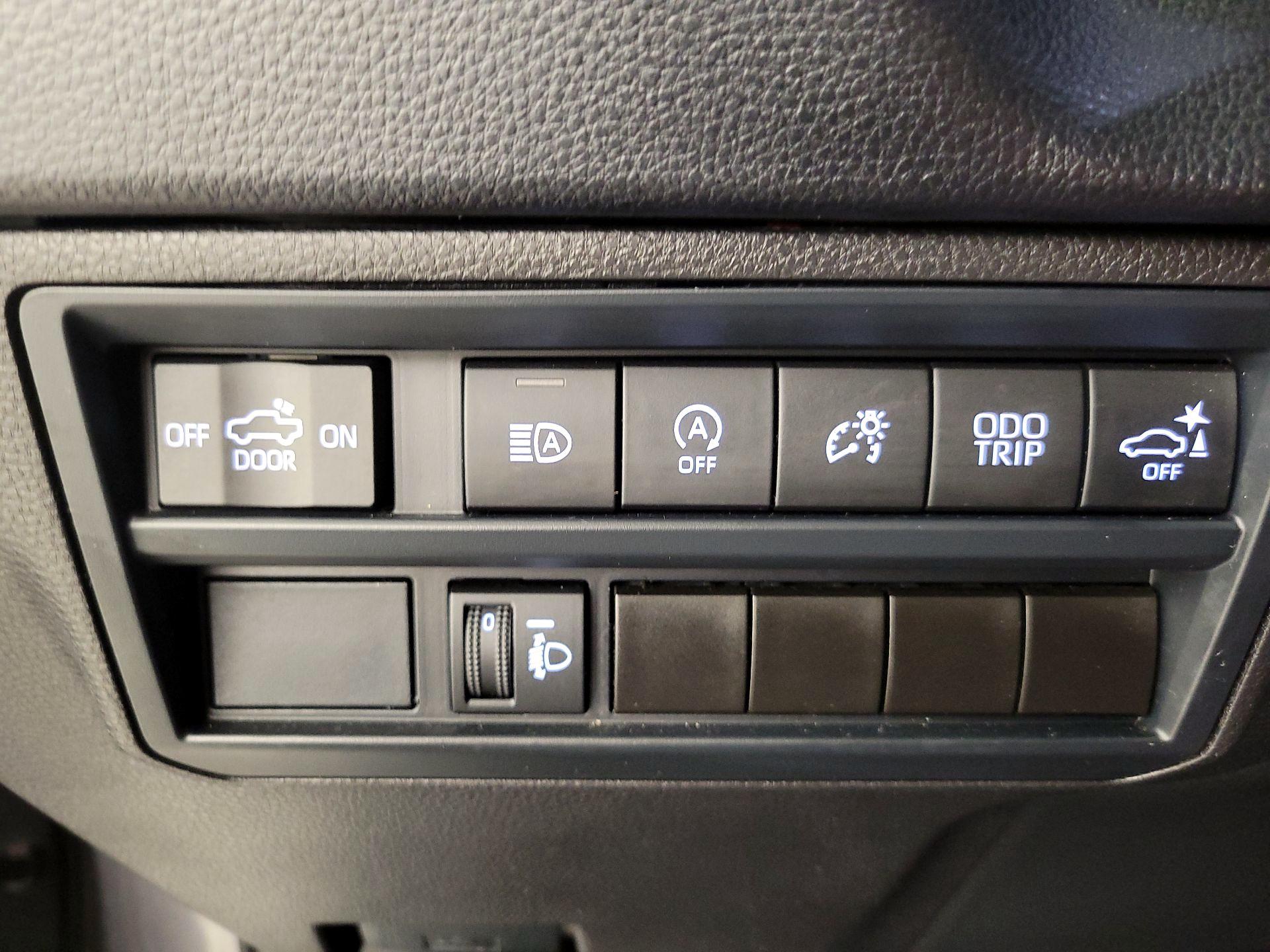 Thumbnail: 2024 Toyota Tundra - 13