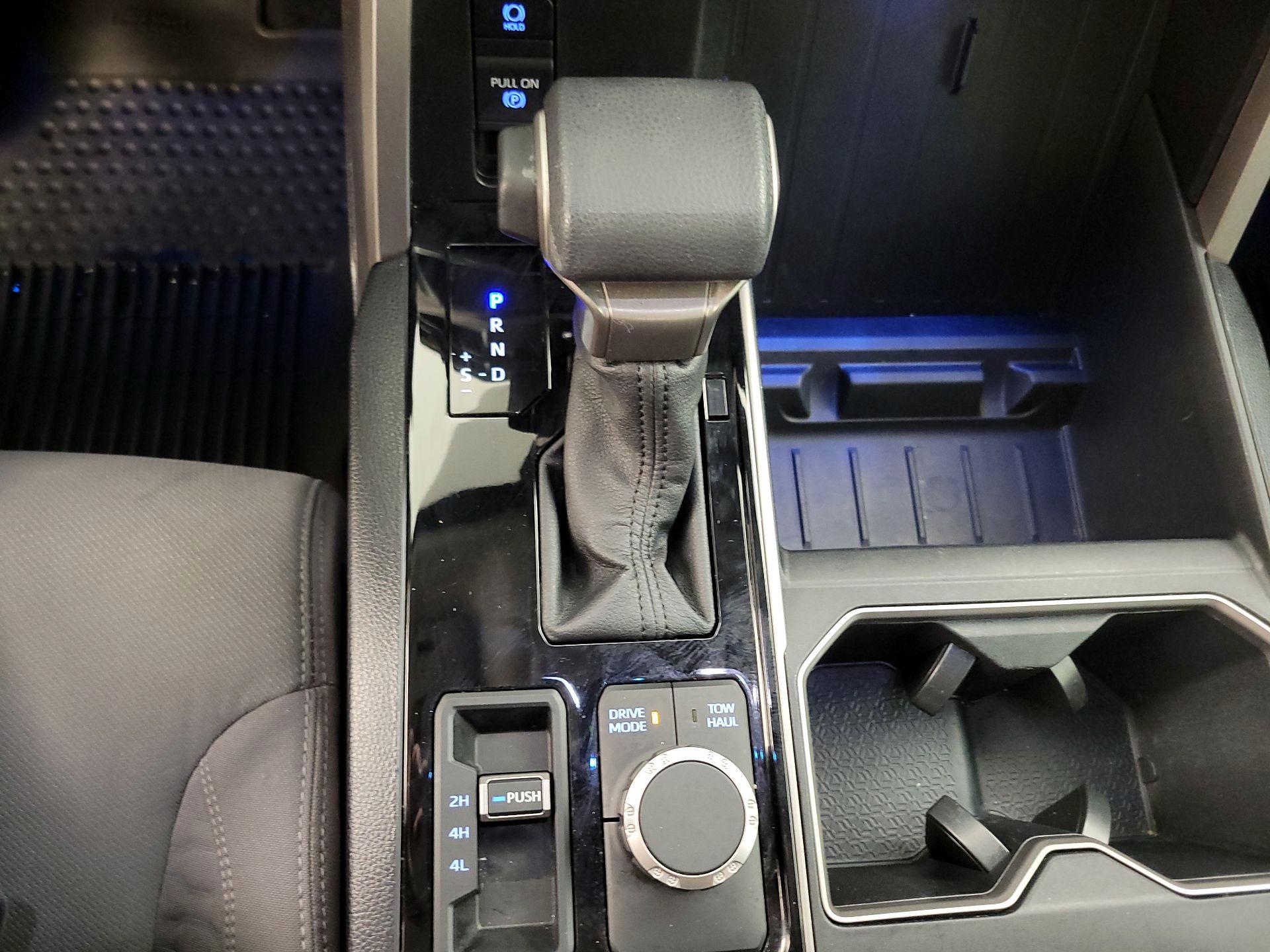 Thumbnail: 2024 Toyota Tundra - 18