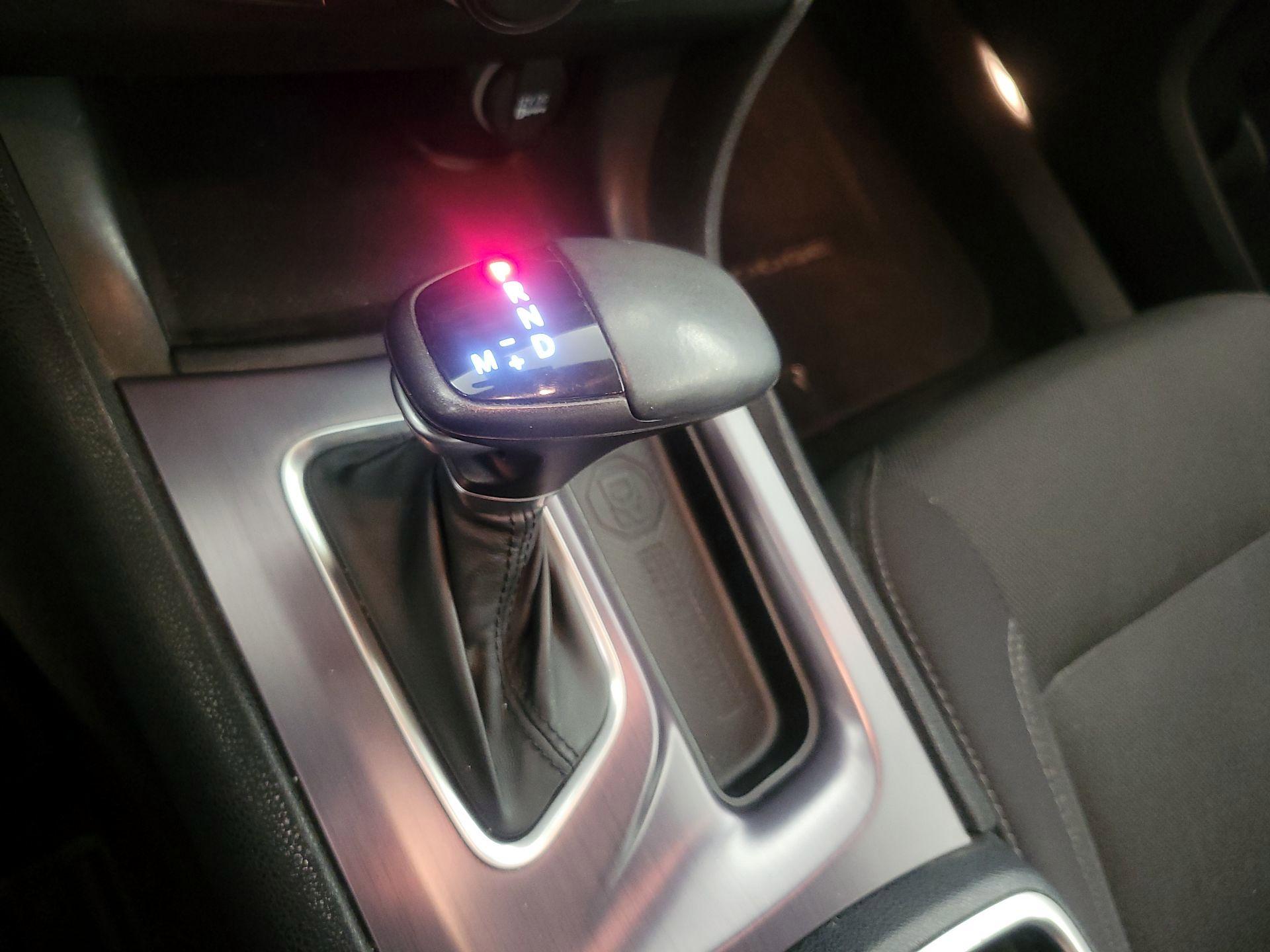 Thumbnail: 2015 Dodge Charger - 16