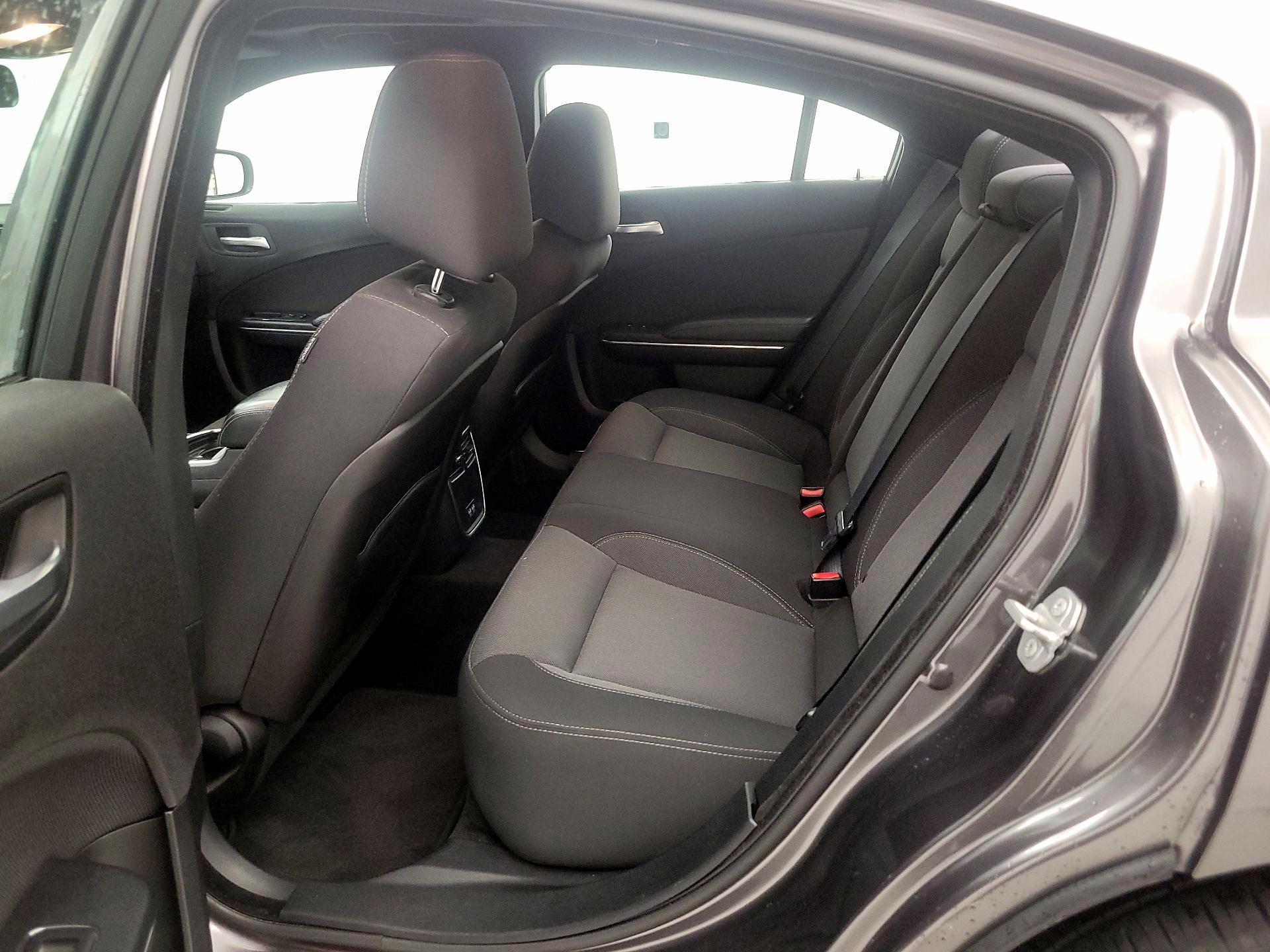 Thumbnail: 2015 Dodge Charger - 19