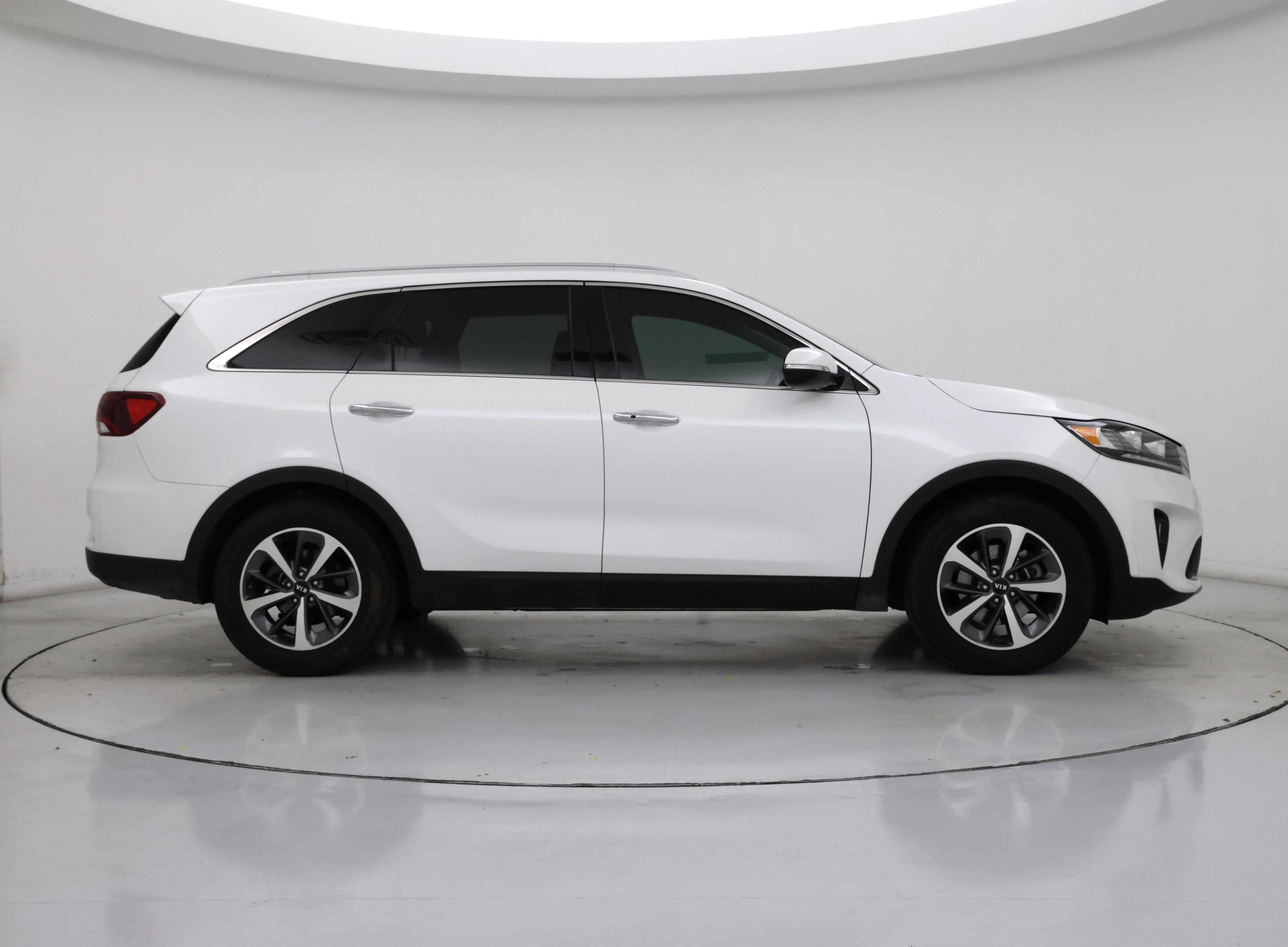 Thumbnail: 2019 Kia Sorento - 7