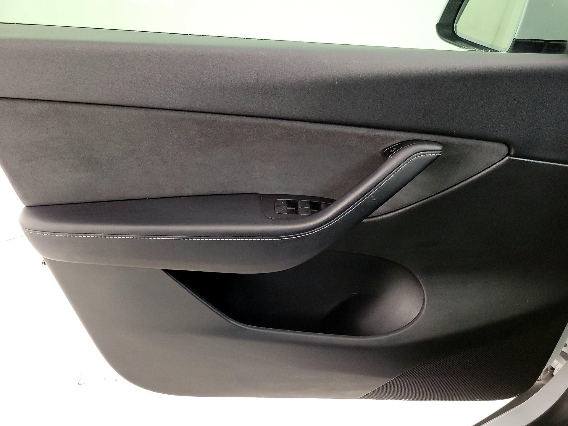 Thumbnail: 2021 Tesla Model Y - 12