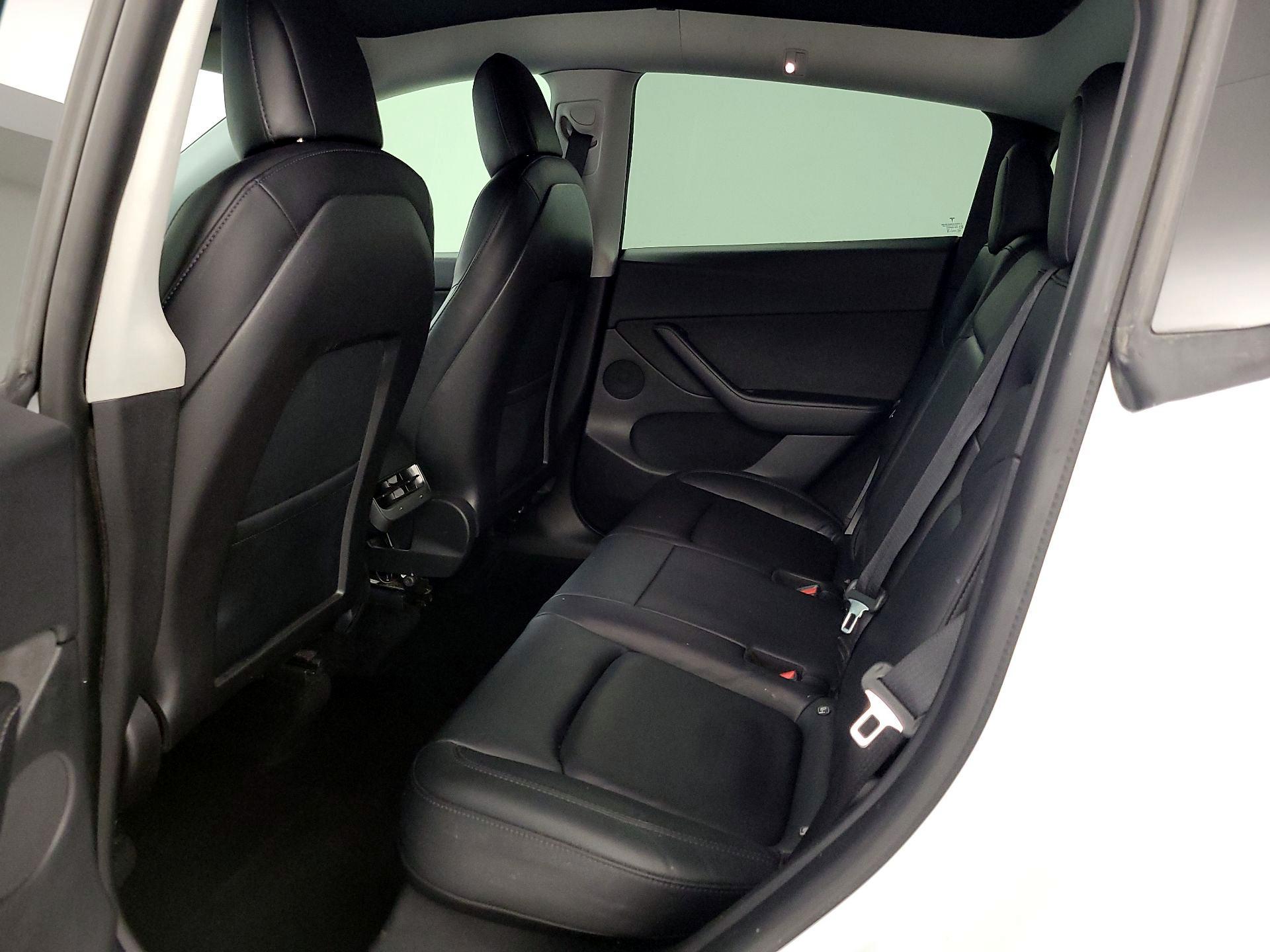 Thumbnail: 2021 Tesla Model Y - 19