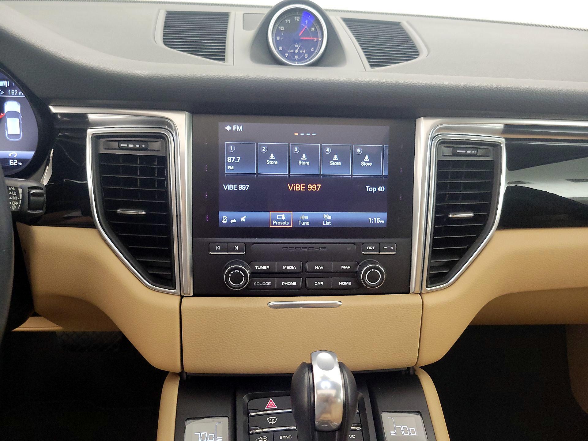 Thumbnail: 2017 Porsche Macan - 15