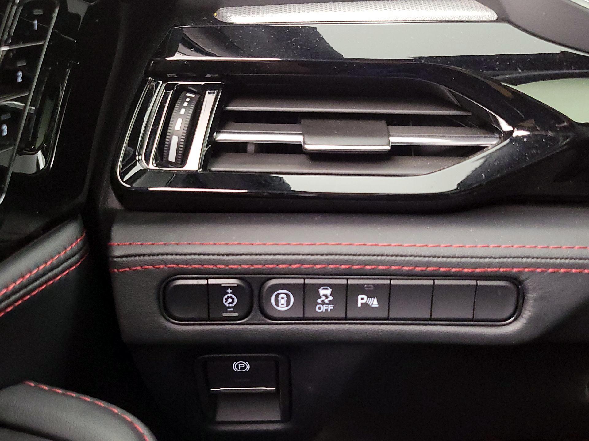 Thumbnail: 2022 Acura MDX - 13