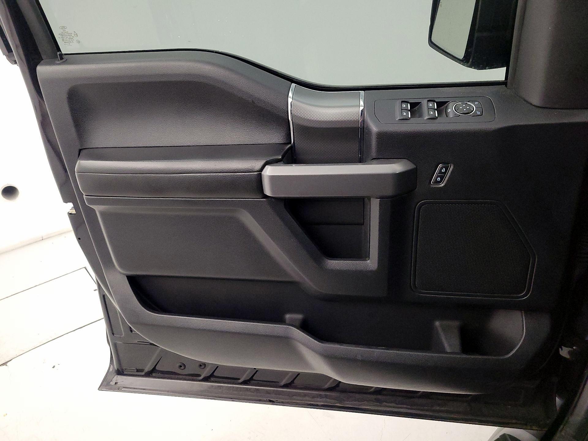 Thumbnail: 2016 Ford F-150 - 12