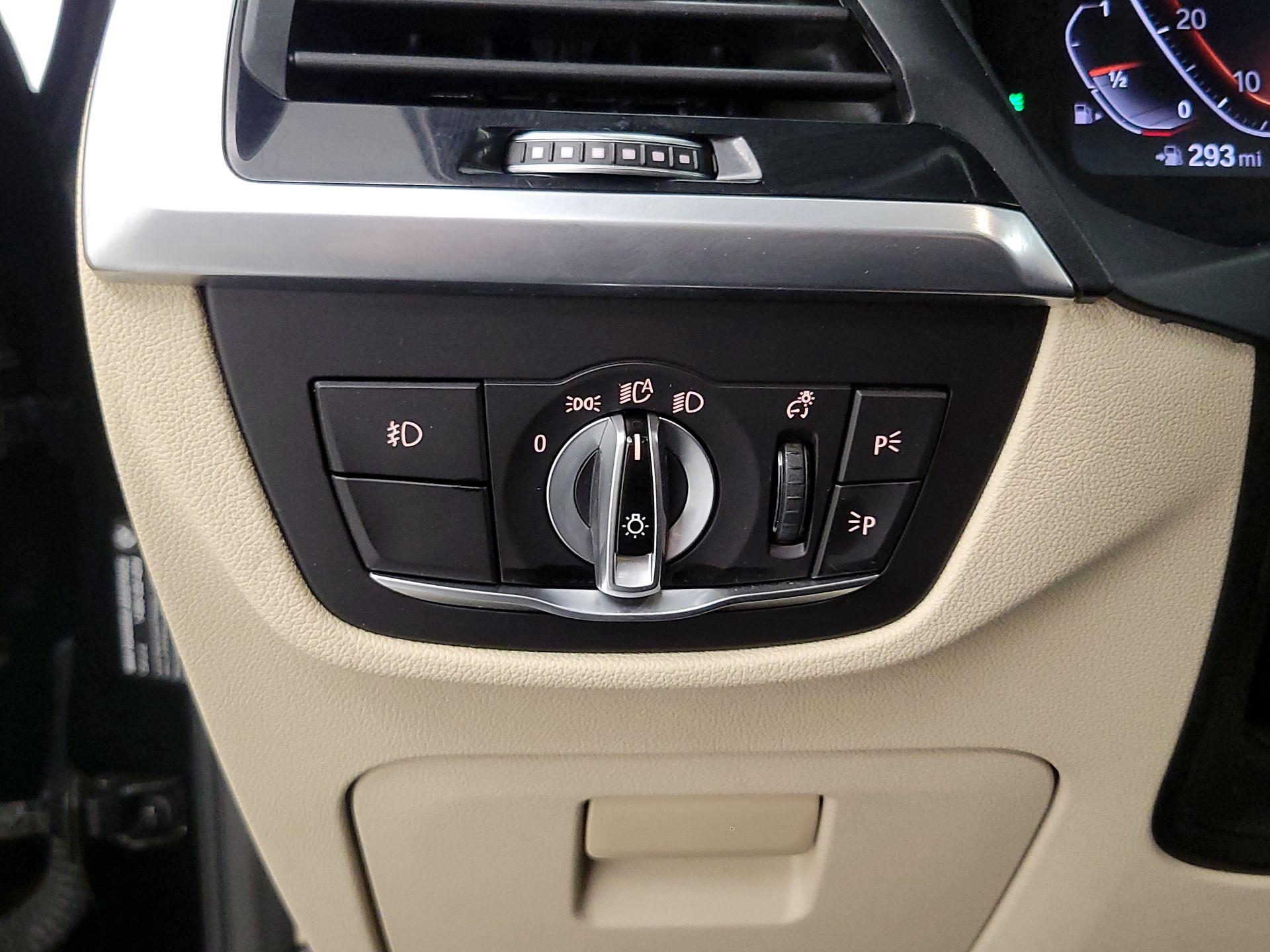 Thumbnail: 2020 BMW X3 - 13