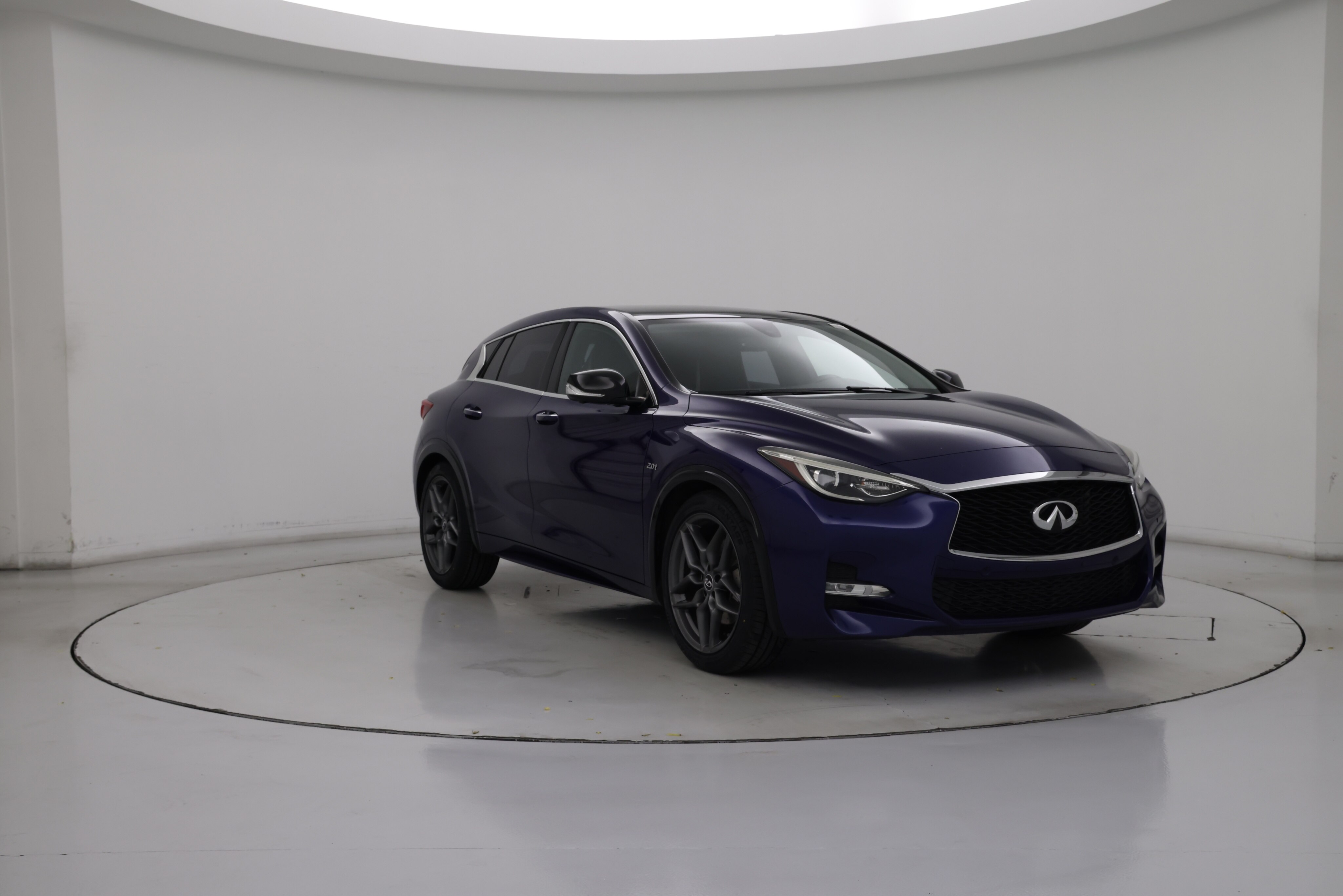 Thumbnail: 2017 INFINITI QX30 - 1