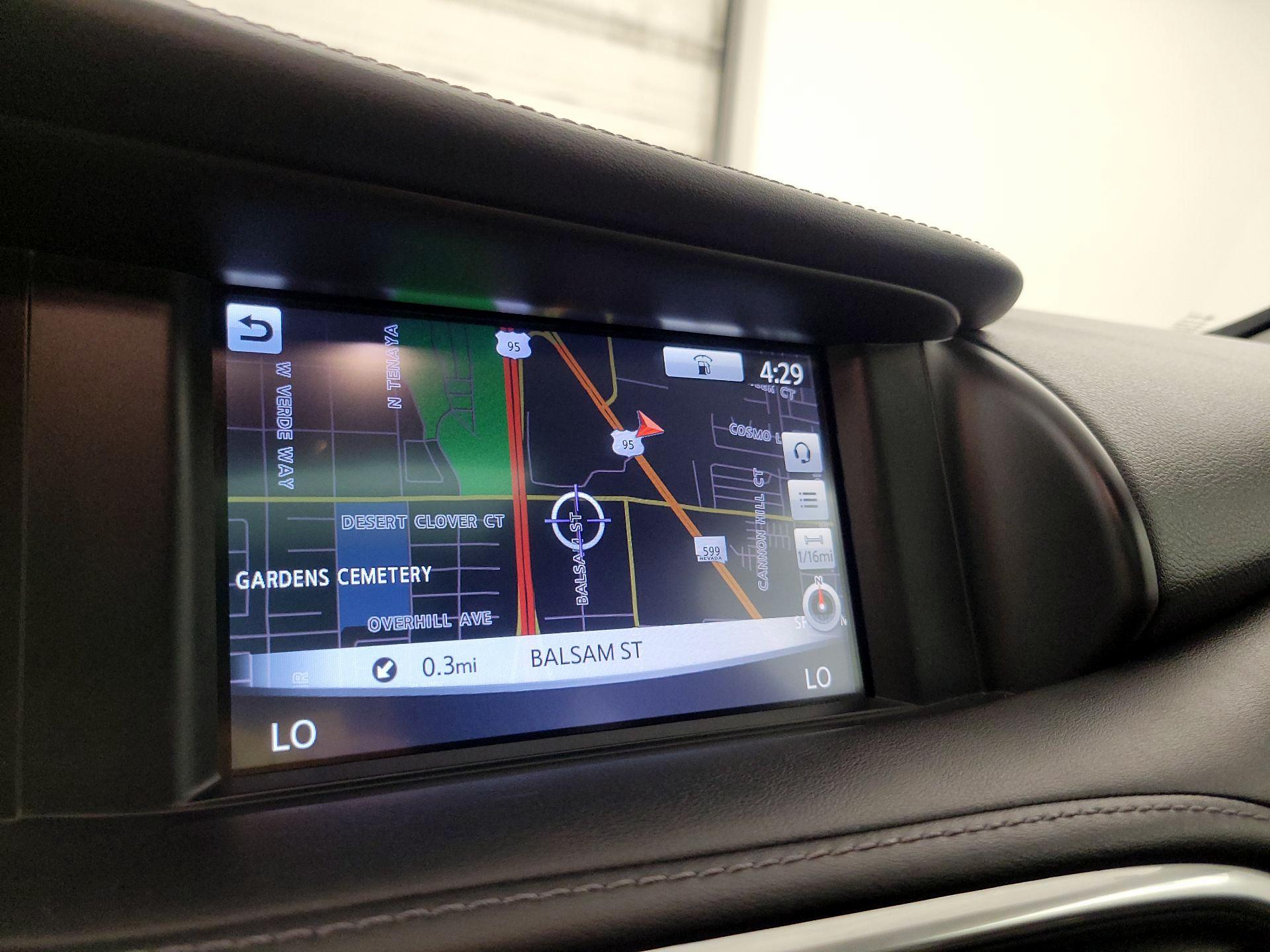 Thumbnail: 2017 INFINITI QX30 - 14