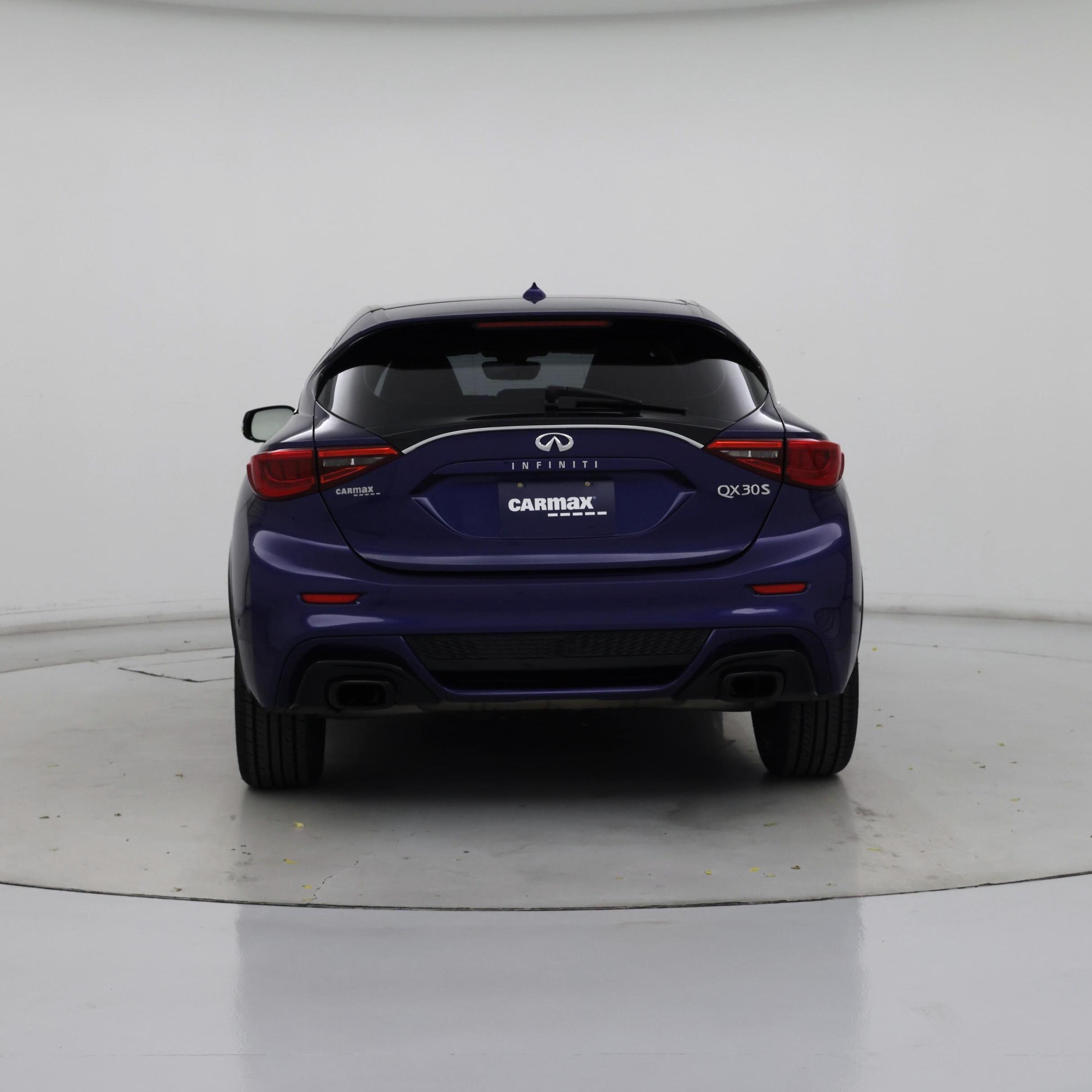 Thumbnail: 2017 INFINITI QX30 - 6