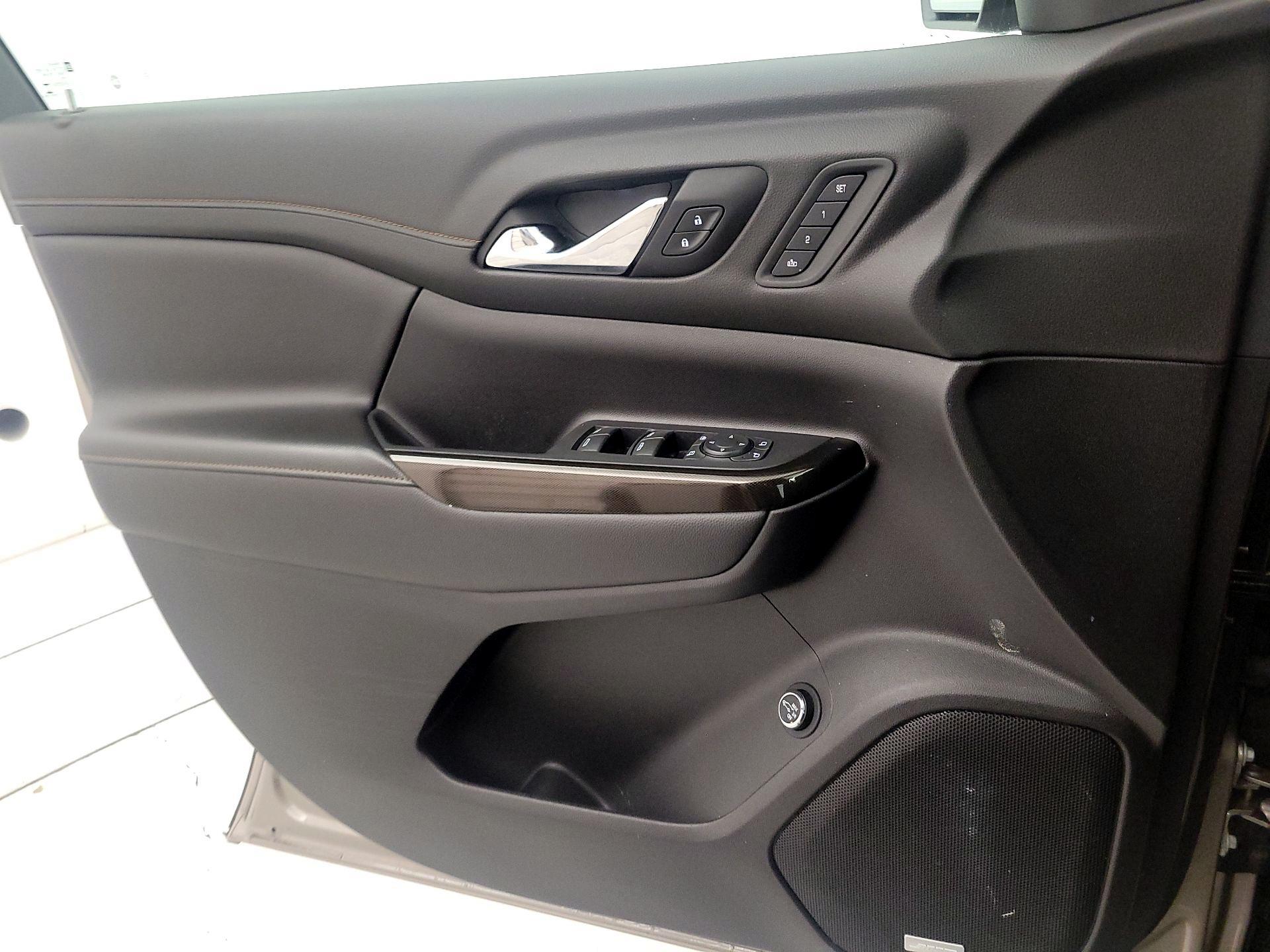 Thumbnail: 2022 GMC Acadia - 12