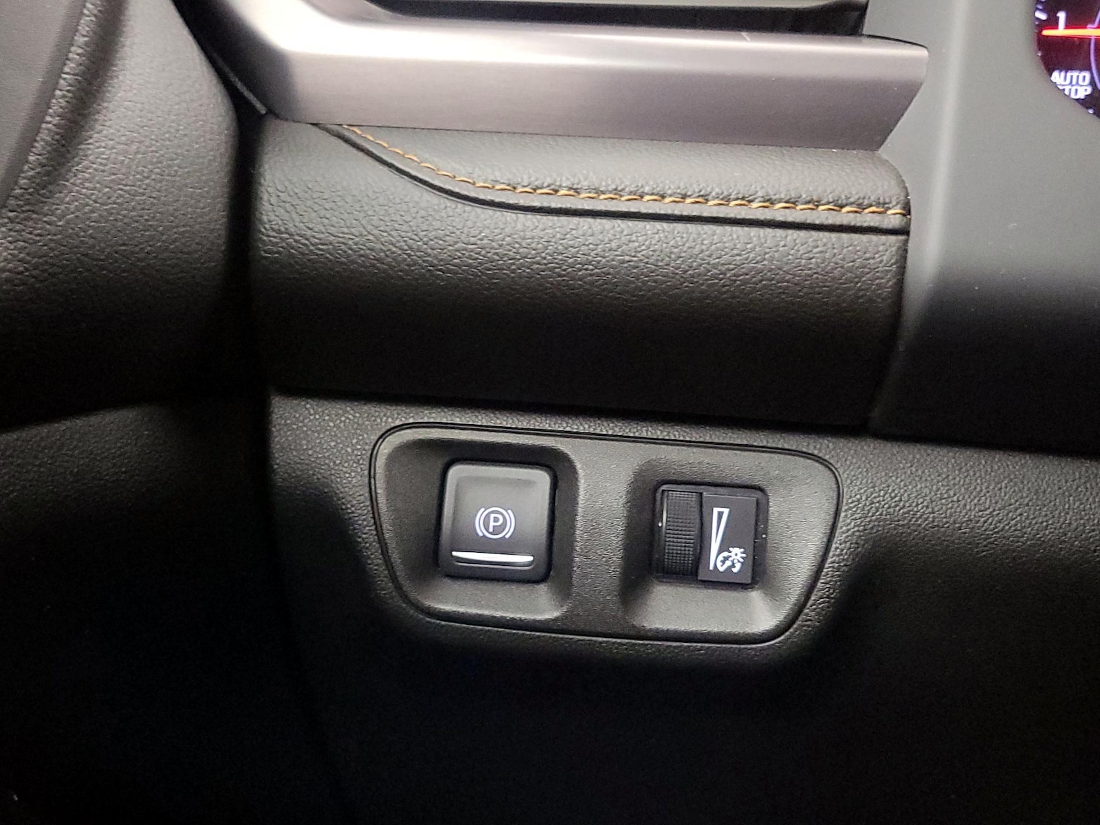 2022 GMC Acadia AT4 - Photo 14