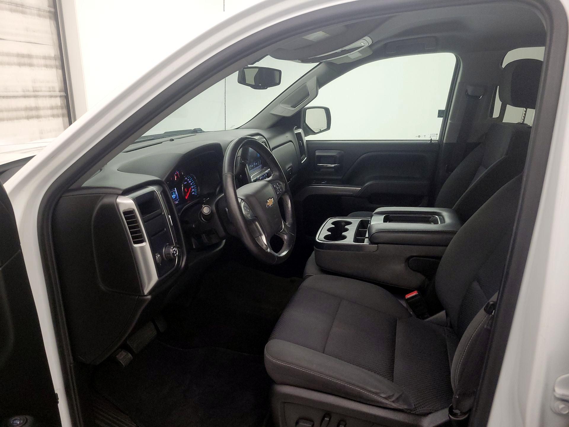 Thumbnail: 2017 Chevrolet Silverado 1500 - 11