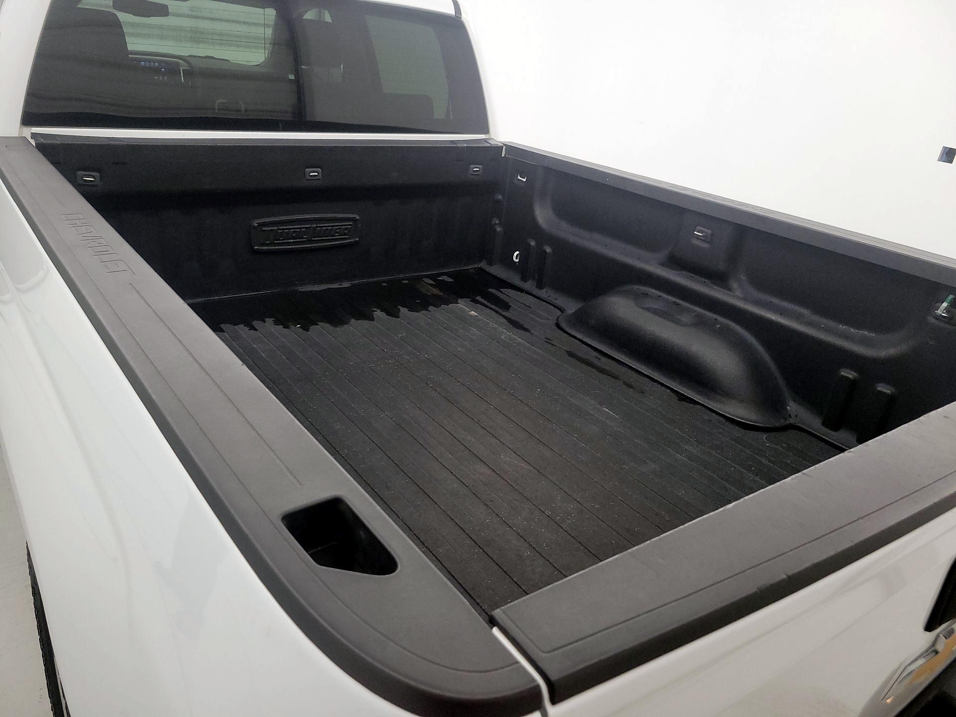 Thumbnail: 2017 Chevrolet Silverado 1500 - 20