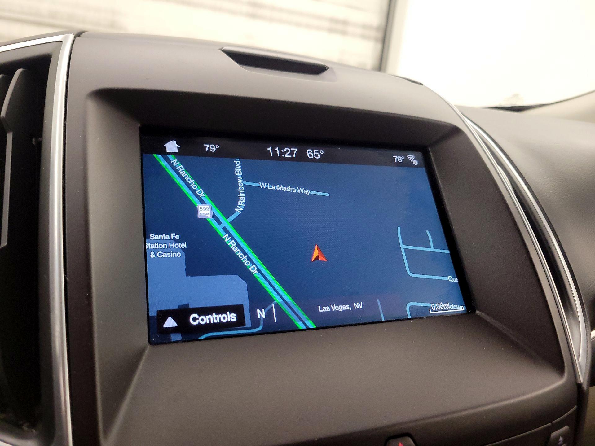 Thumbnail: 2016 Ford Edge - 14