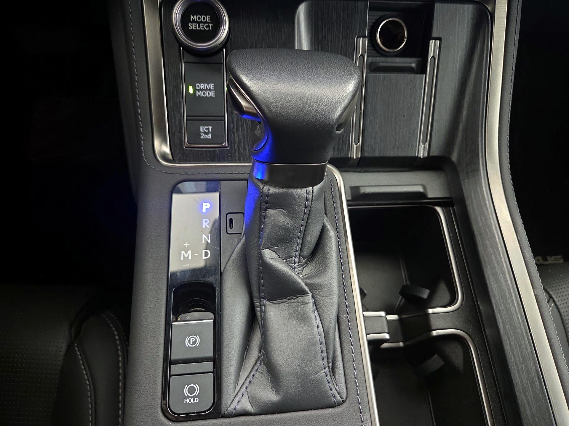 Thumbnail: 2024 Lexus GX - 17