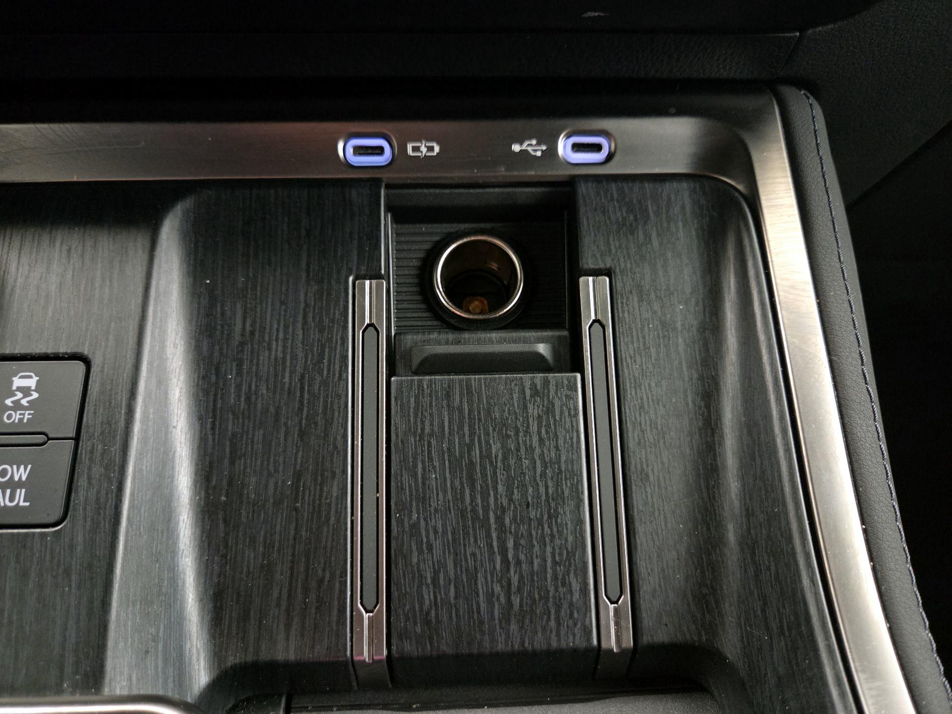 Thumbnail: 2024 Lexus GX - 18