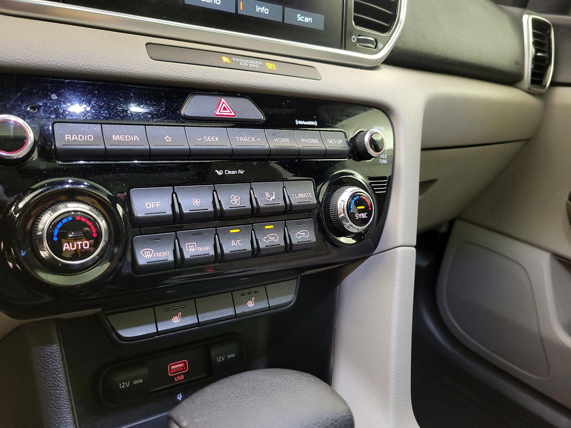 Thumbnail: 2020 Kia Sportage - 16