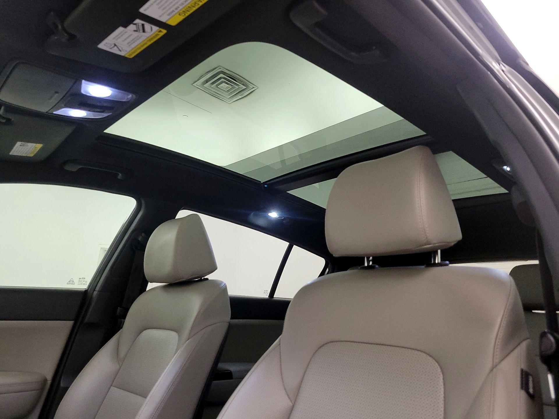 Thumbnail: 2020 Kia Sportage - 19