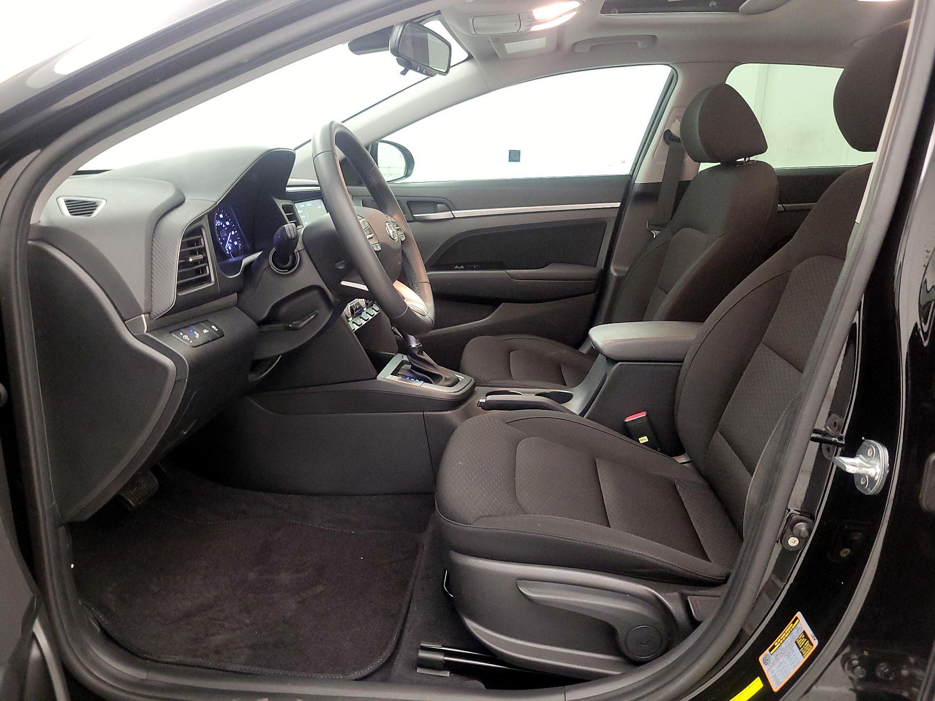 Thumbnail: 2020 Hyundai Elantra - 11