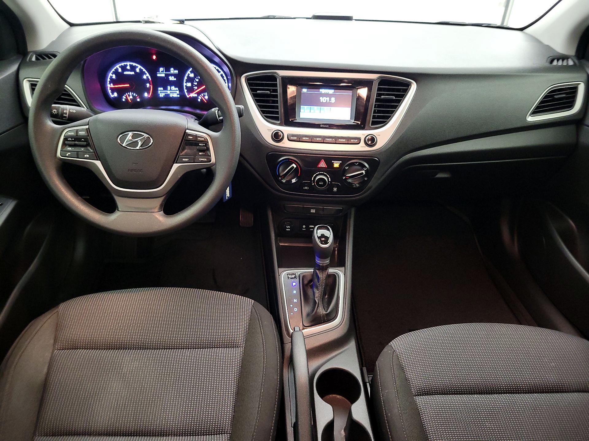 Thumbnail: 2022 Hyundai Accent - 9