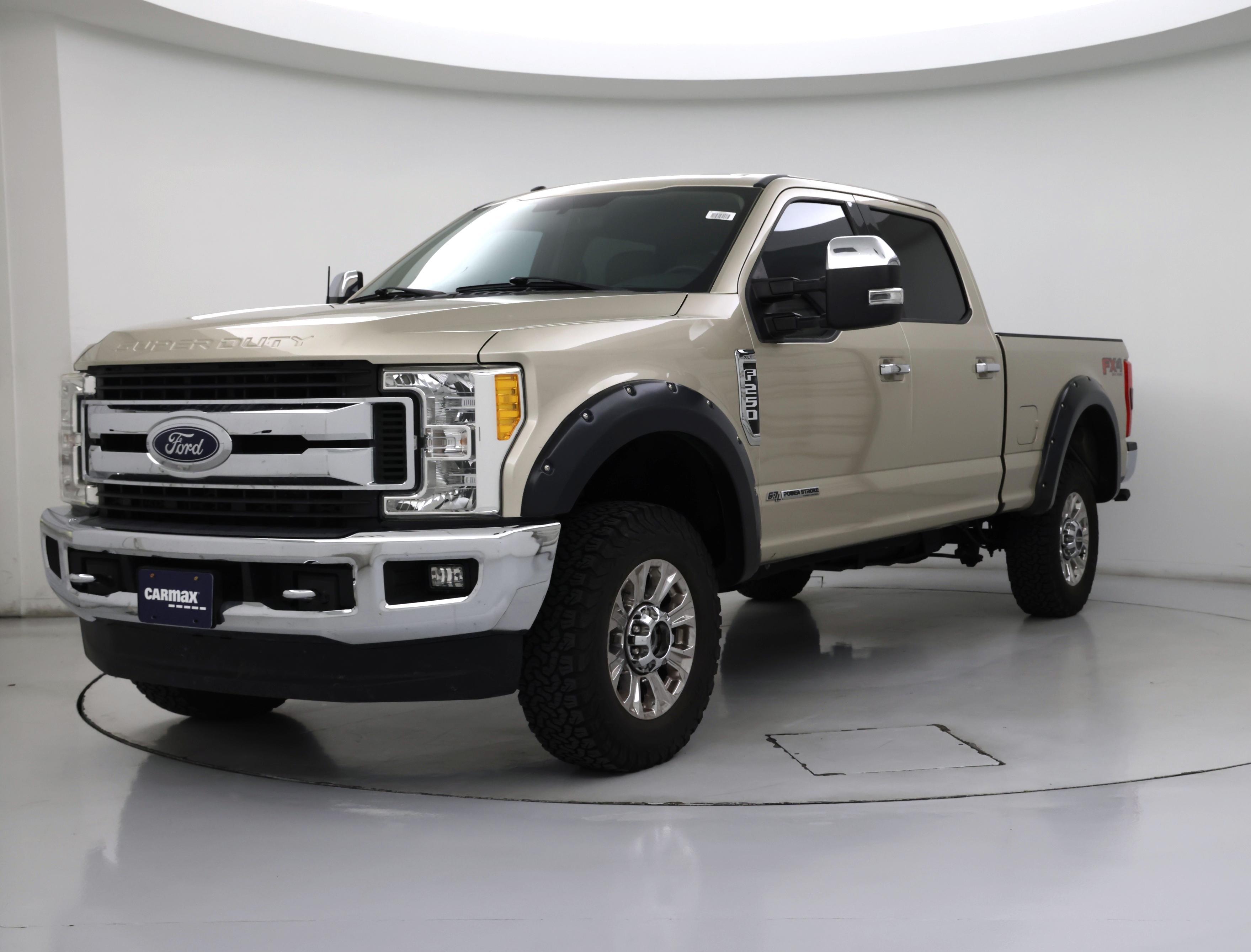 Thumbnail: 2017 Ford F-250 - 4