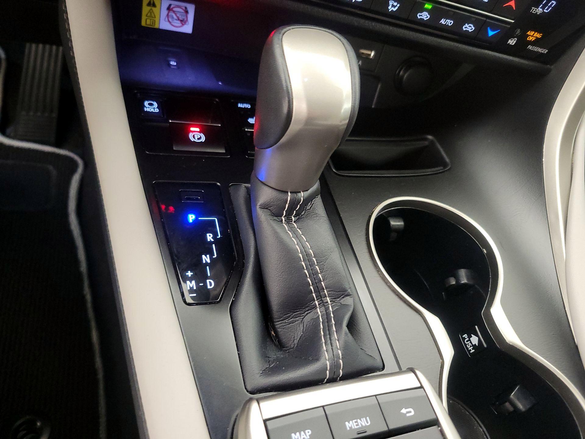 Thumbnail: 2022 Lexus RX - 18