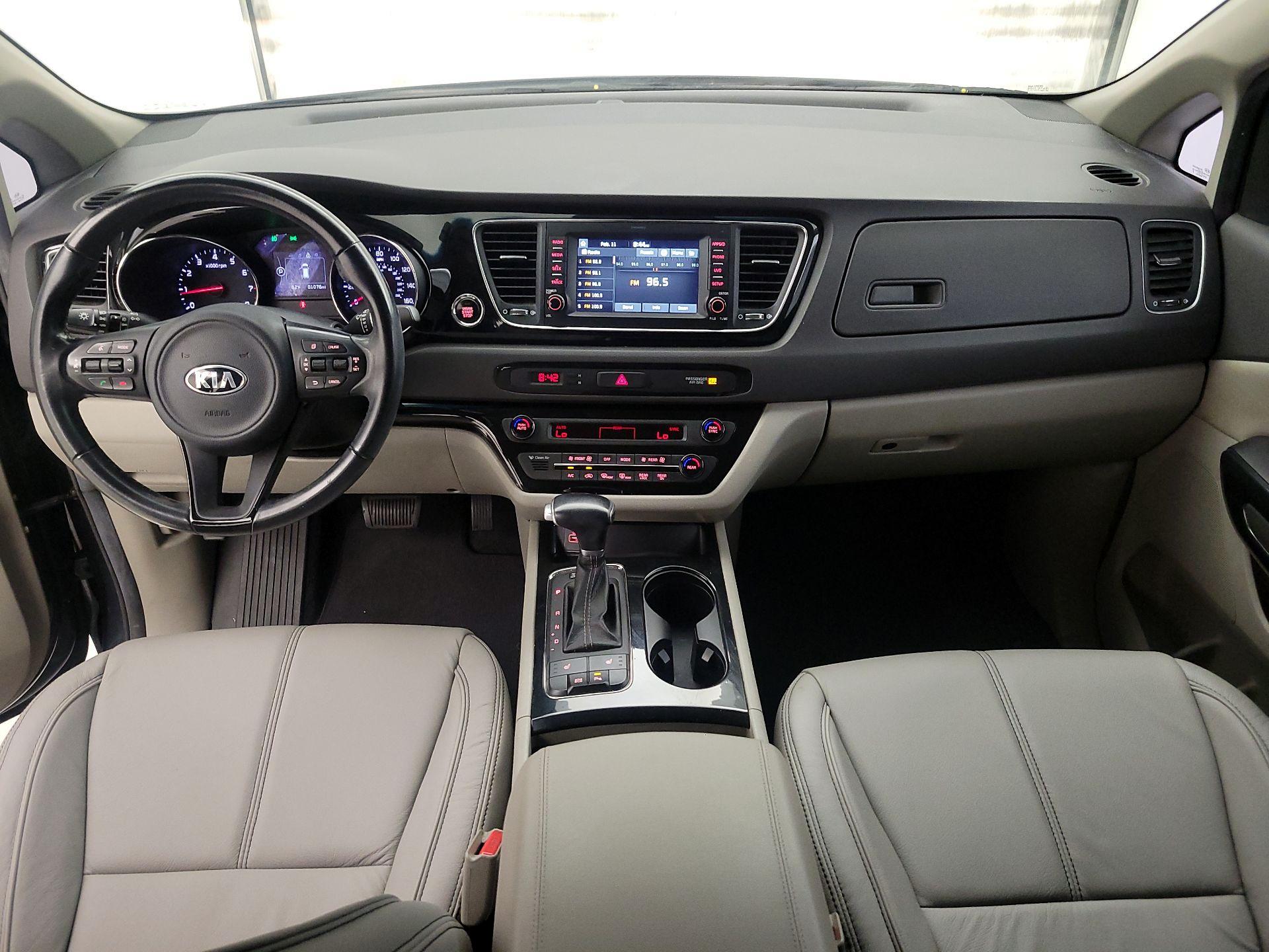 Thumbnail: 2017 Kia Sedona - 9