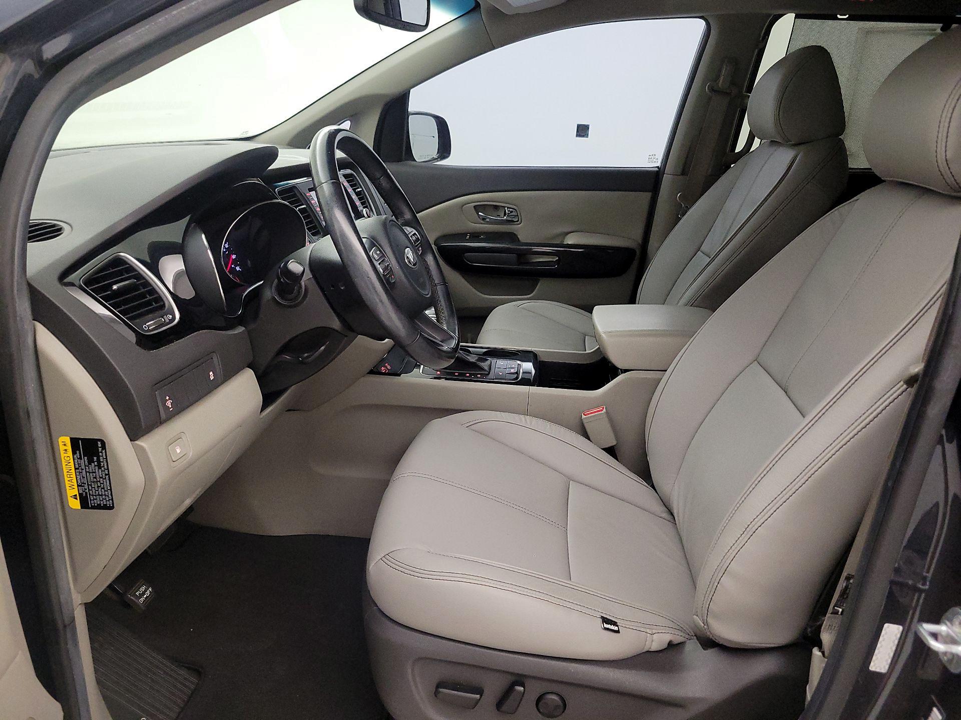 Thumbnail: 2017 Kia Sedona - 11