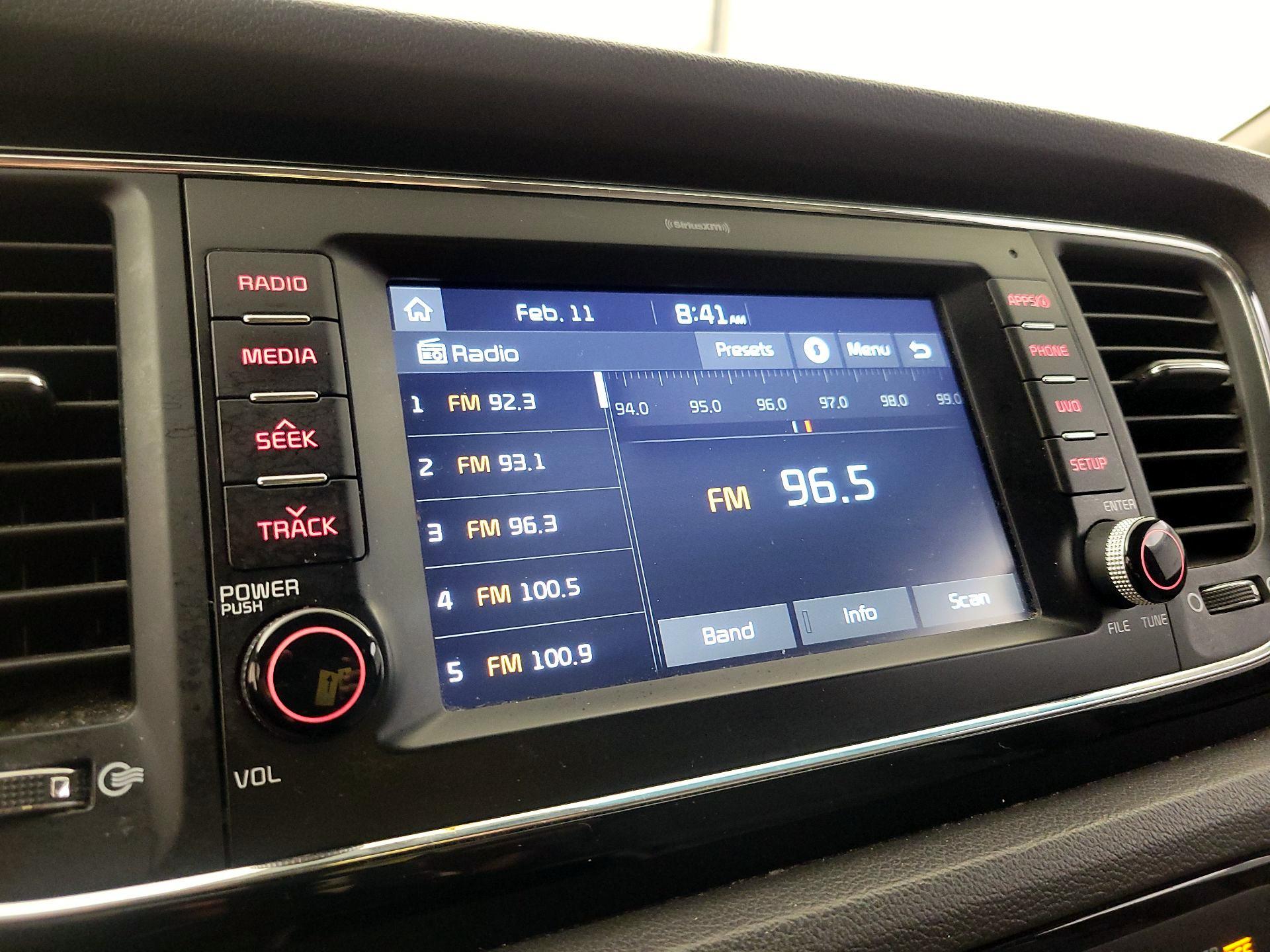 Thumbnail: 2017 Kia Sedona - 15