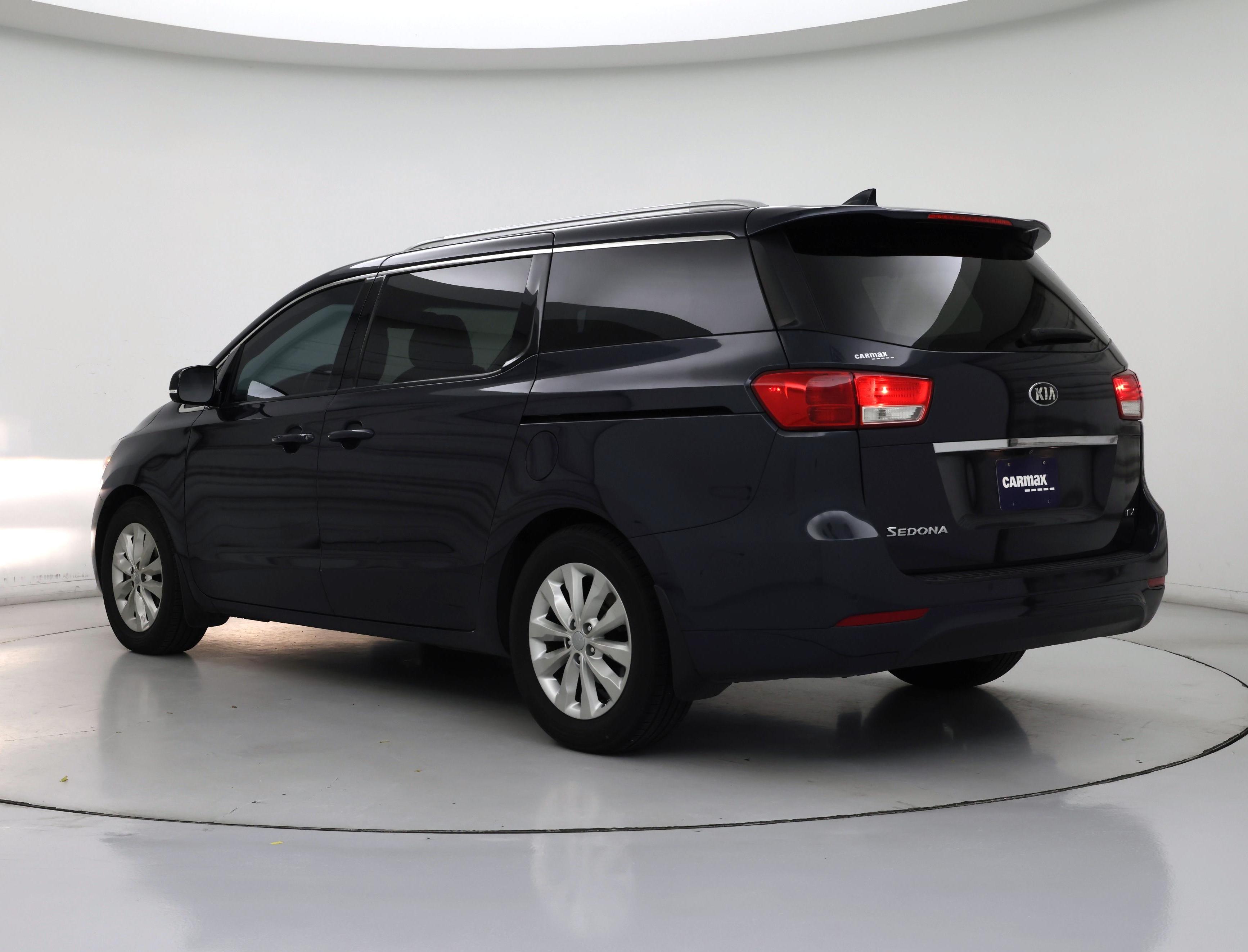 Thumbnail: 2017 Kia Sedona - 2