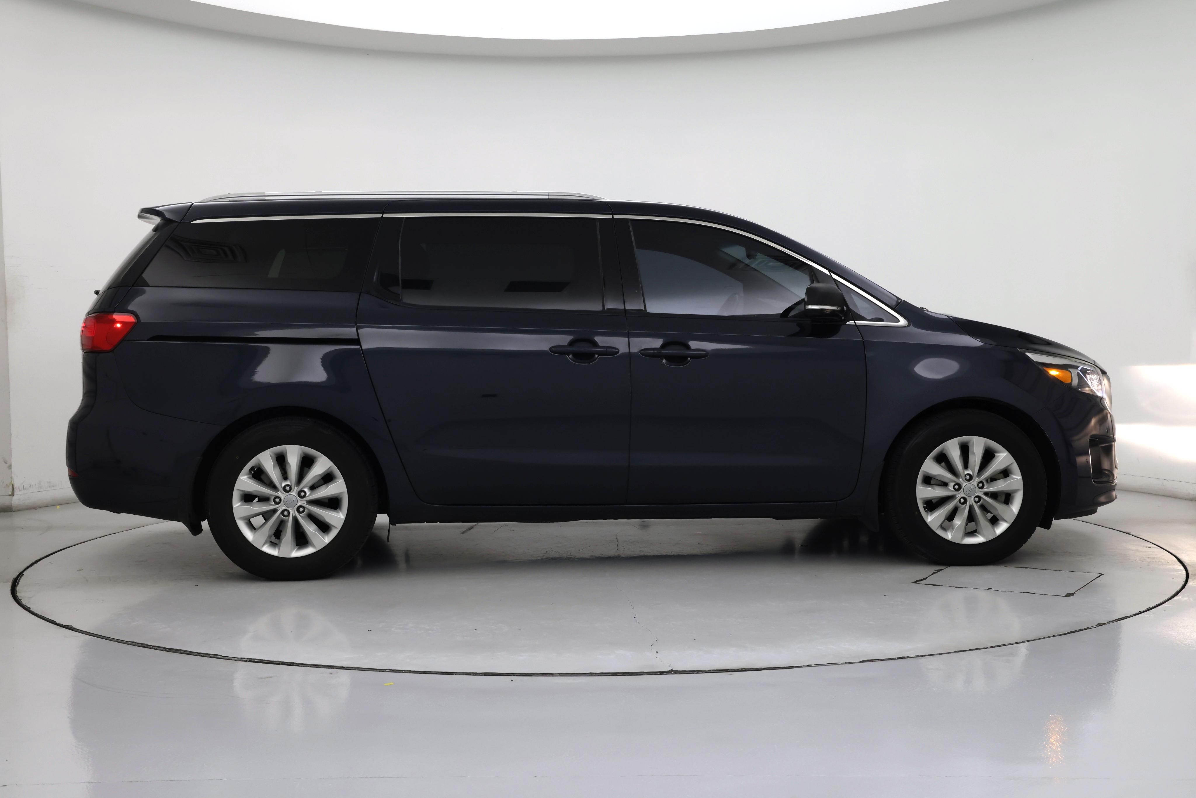 Thumbnail: 2017 Kia Sedona - 7