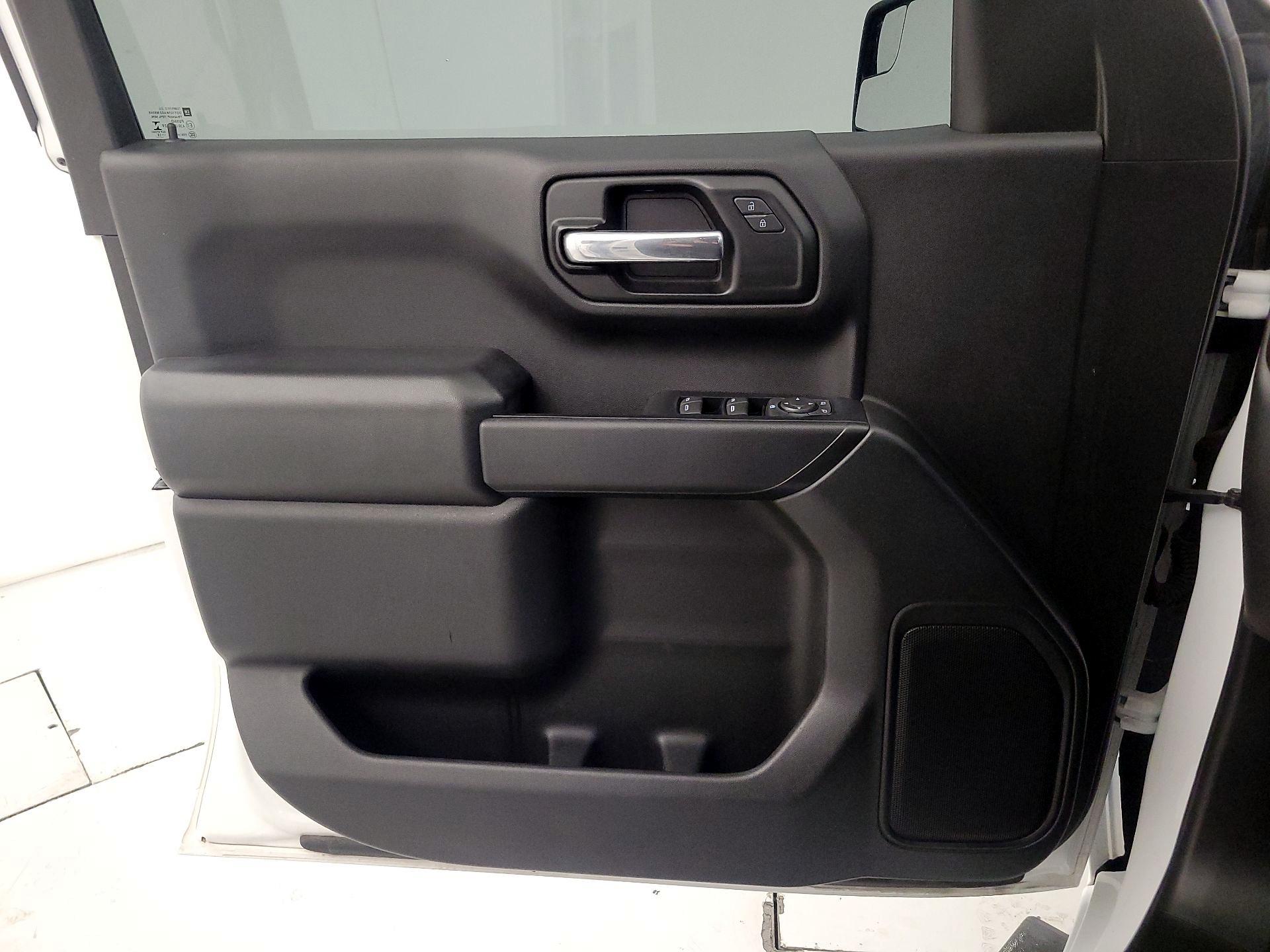 Thumbnail: 2019 Chevrolet Silverado 1500 - 12