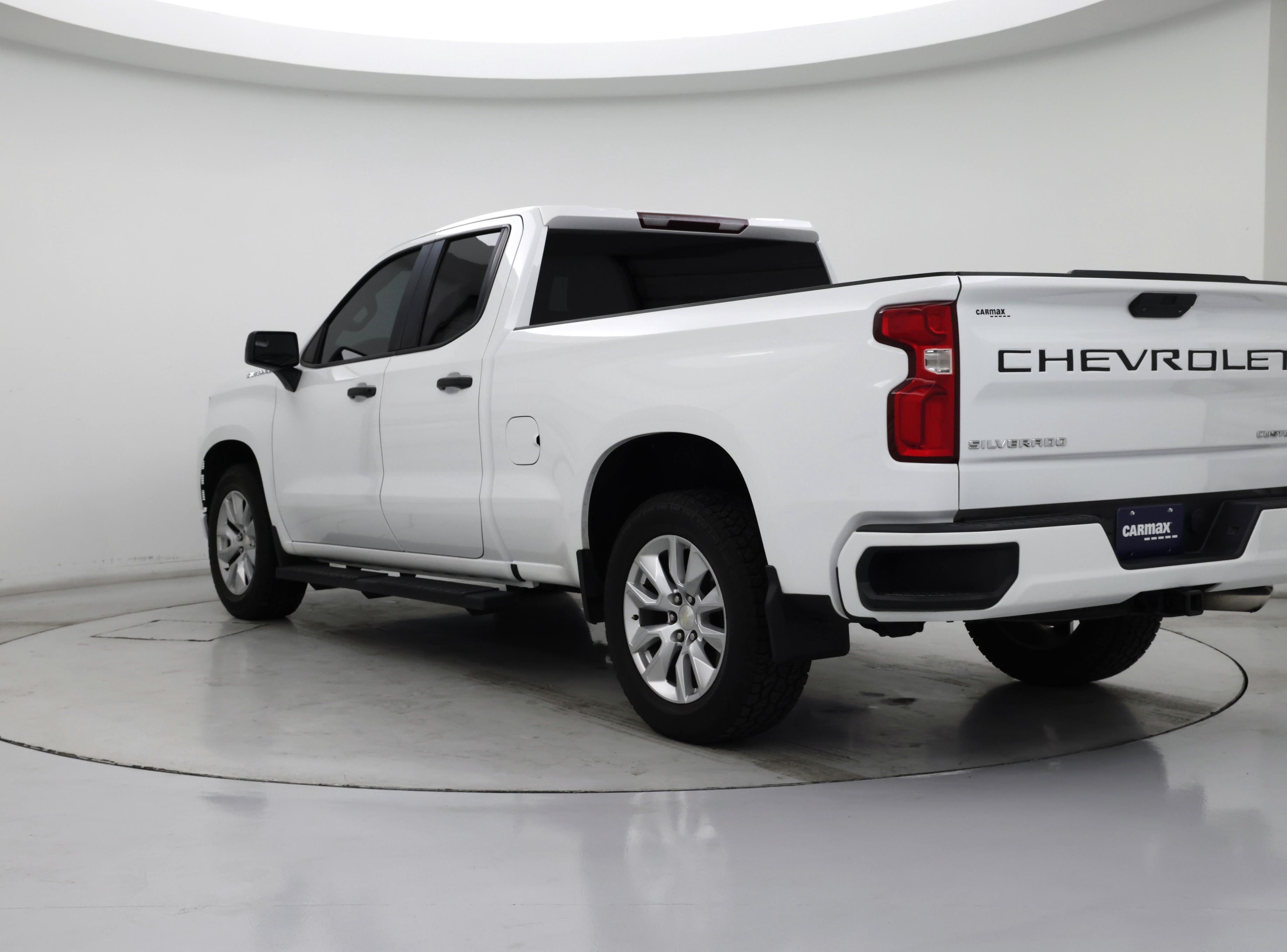 Thumbnail: 2019 Chevrolet Silverado 1500 - 2