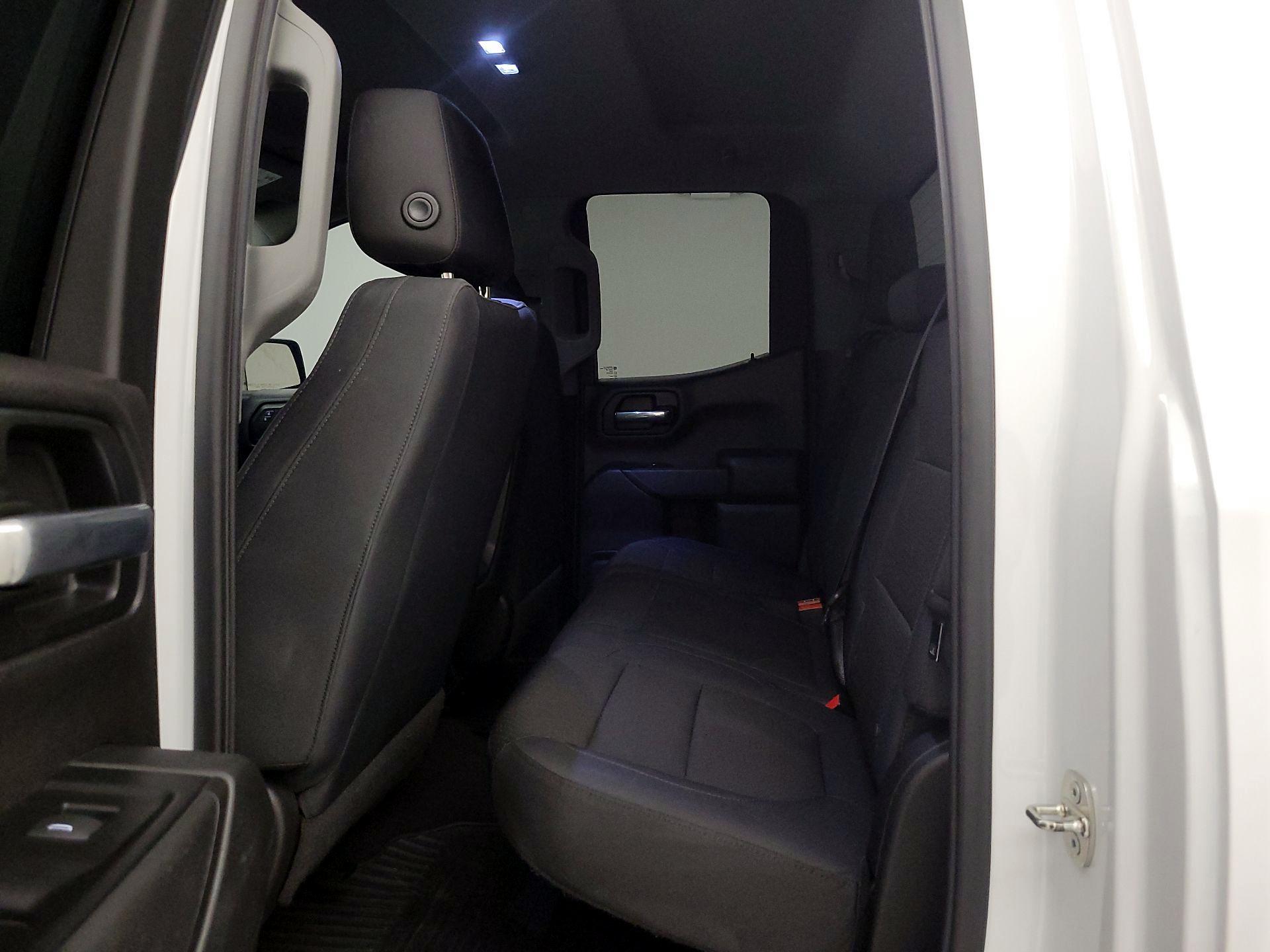 Thumbnail: 2019 Chevrolet Silverado 1500 - 19