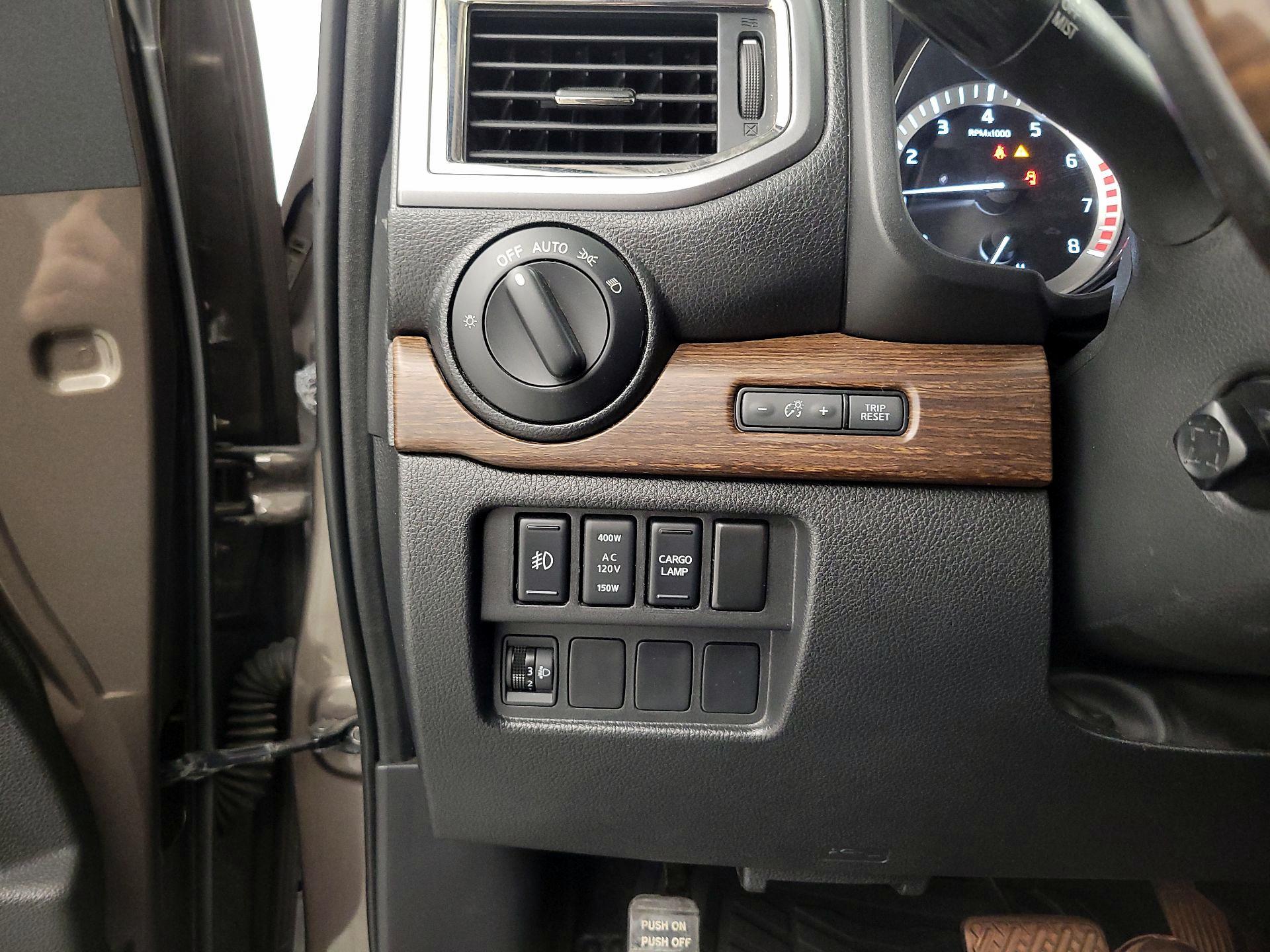 Thumbnail: 2019 Nissan Titan - 13