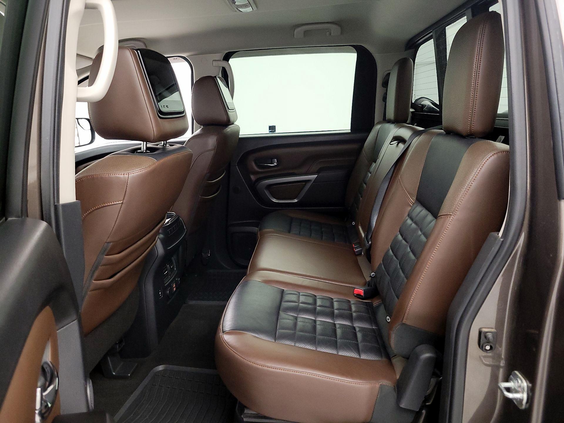 Thumbnail: 2019 Nissan Titan - 19