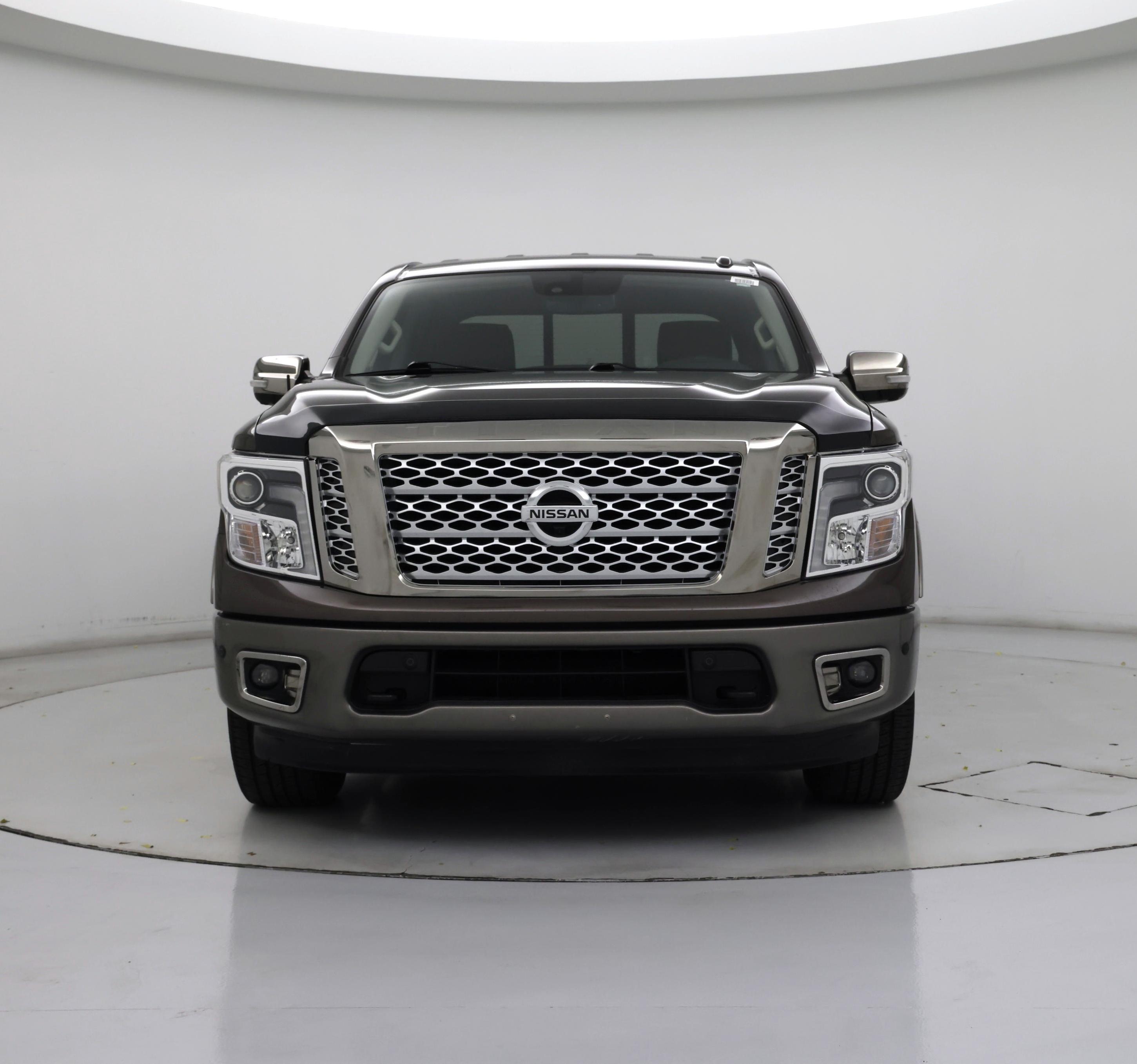 Thumbnail: 2019 Nissan Titan - 5
